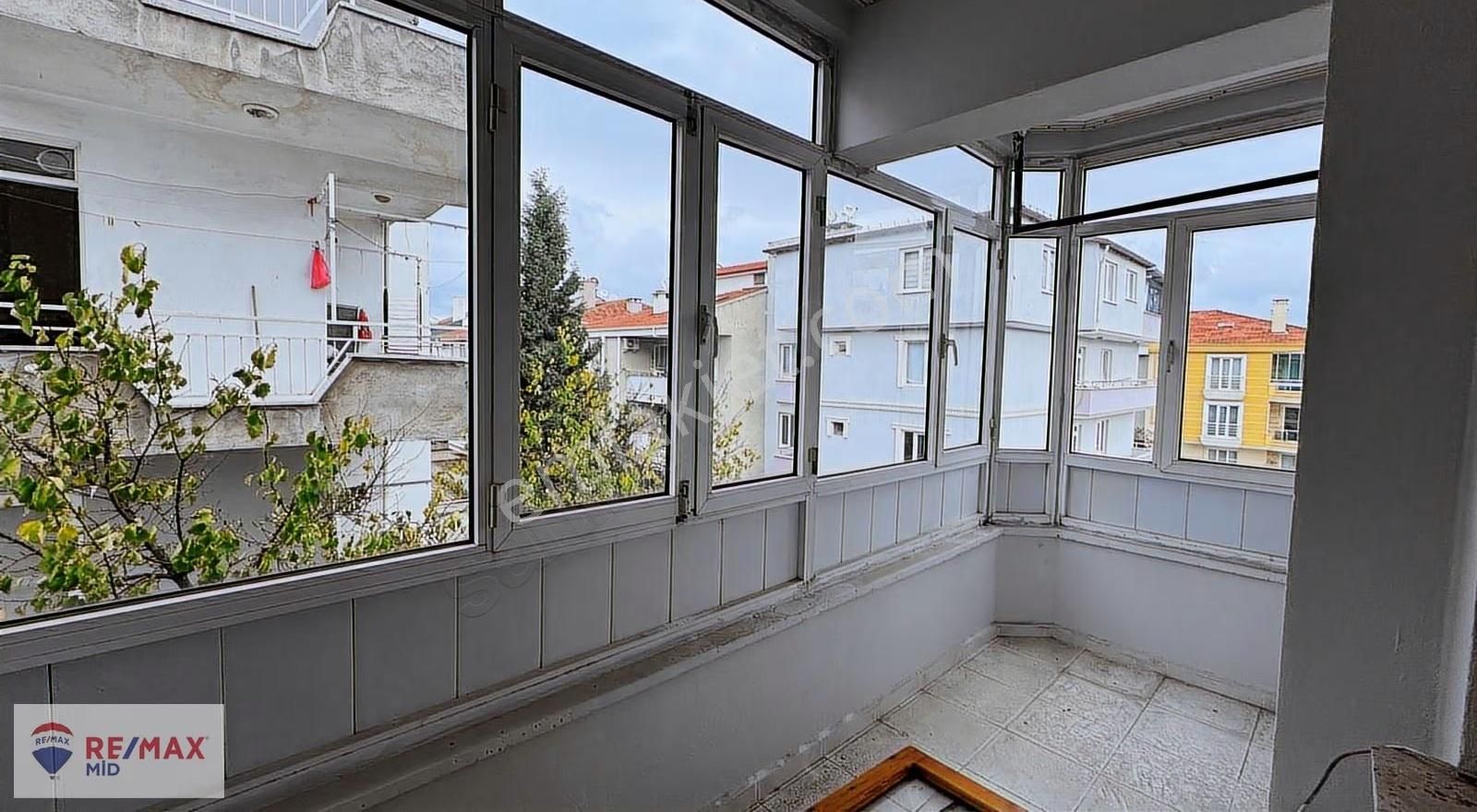 Remax Mid'den Beyoğlu Caddesi Üzerinde Satılık 2+1 Daire - Görsel 29
