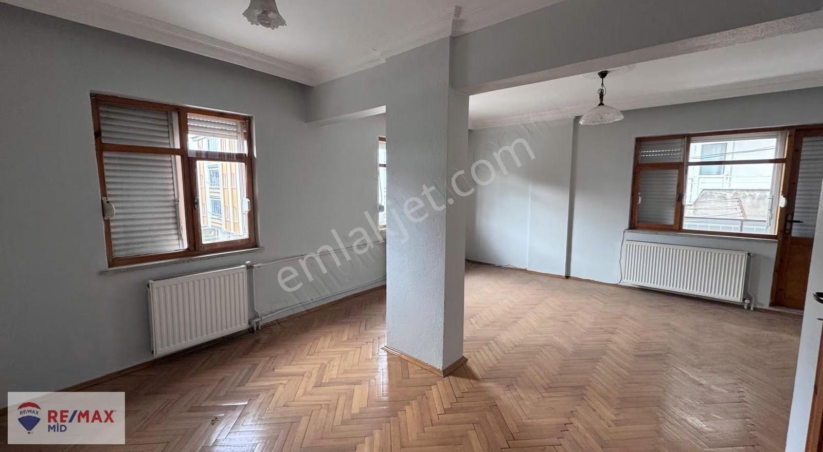Remax Mid'den Beyoğlu Caddesi Üzerinde Satılık 2+1 Daire - Görsel 25
