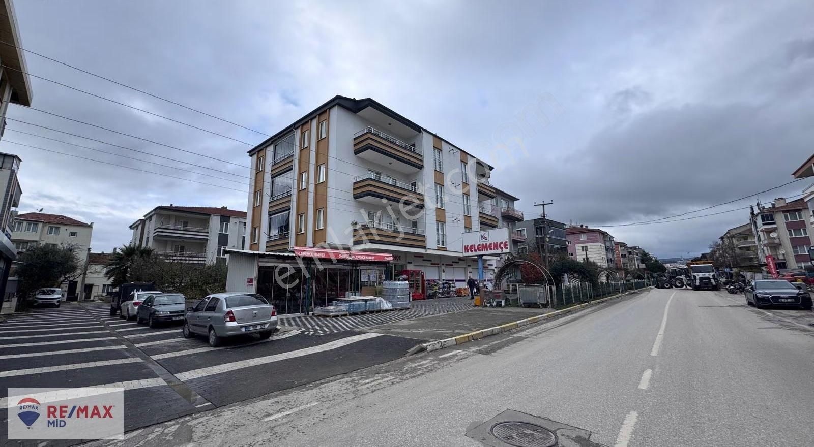 Remax Mid'den Beyoğlu Caddesi Üzerinde Satılık 2+1 Daire - Görsel 16