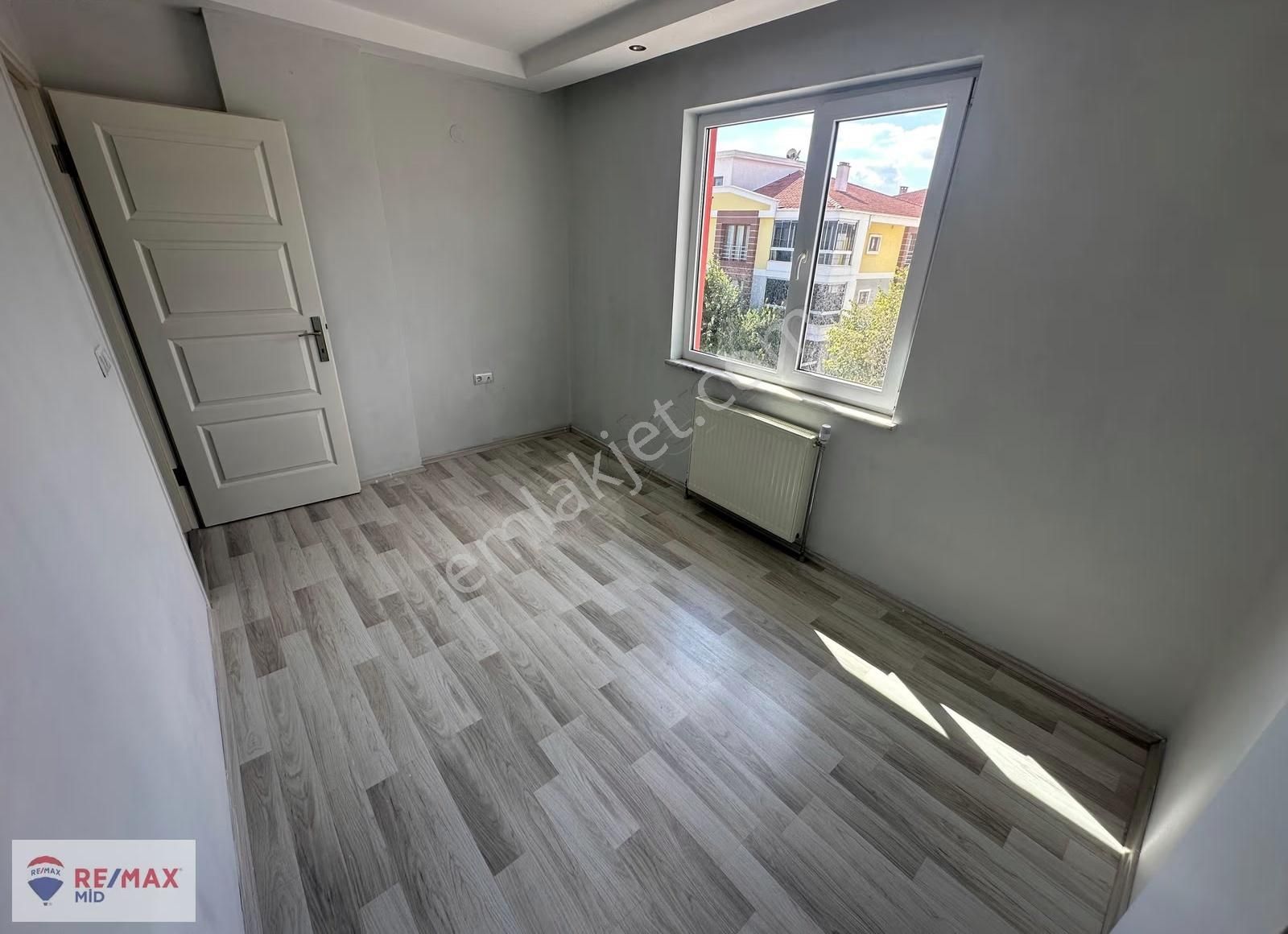 Remax Mid'den Plevne'de Modern 2+1 Kiralık Daire - Görsel 14