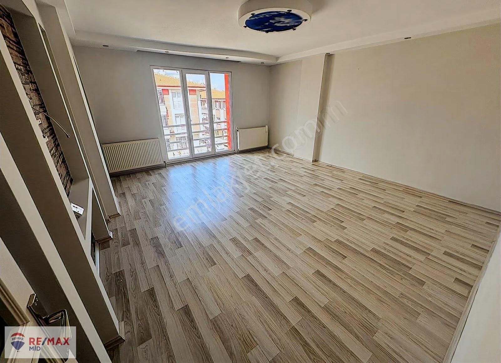 Remax Mid'den Plevne'de Modern 2+1 Kiralık Daire - Görsel 23
