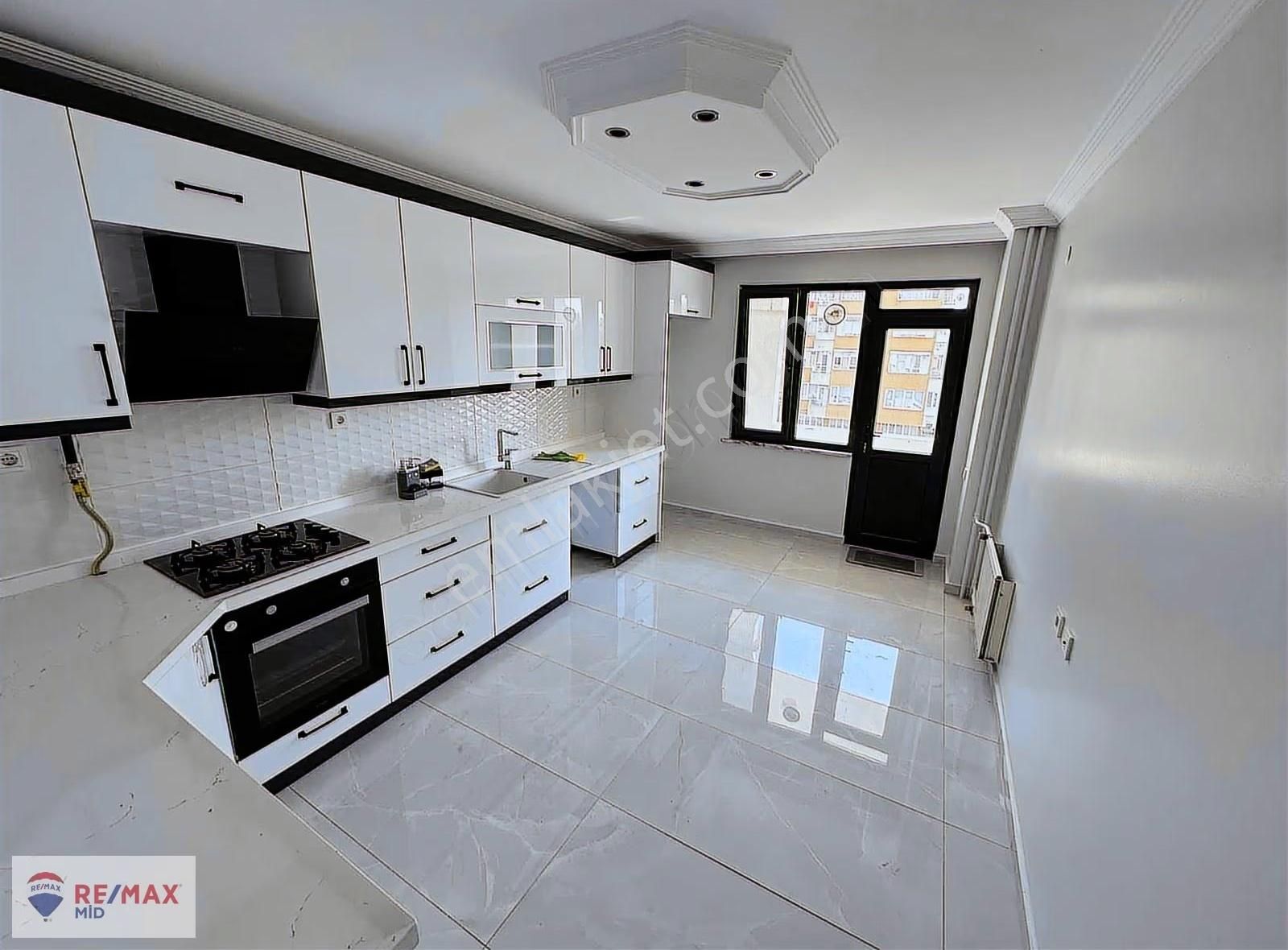 Remax Mid Balıksir Karesi Atatürk Mh. Geniş Kiralık Daire - Görsel 21