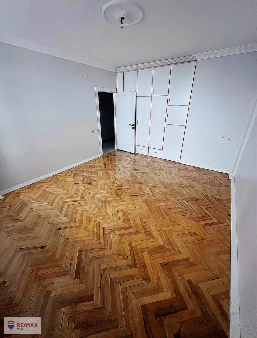 Remax Mid Balıksir Karesi Atatürk Mh. Geniş Kiralık Daire - Görsel 5