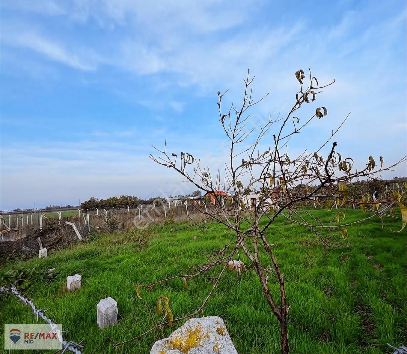 Remax Mıd Ofısınde Büyükbostancıda Satılık Fırsat Tarla