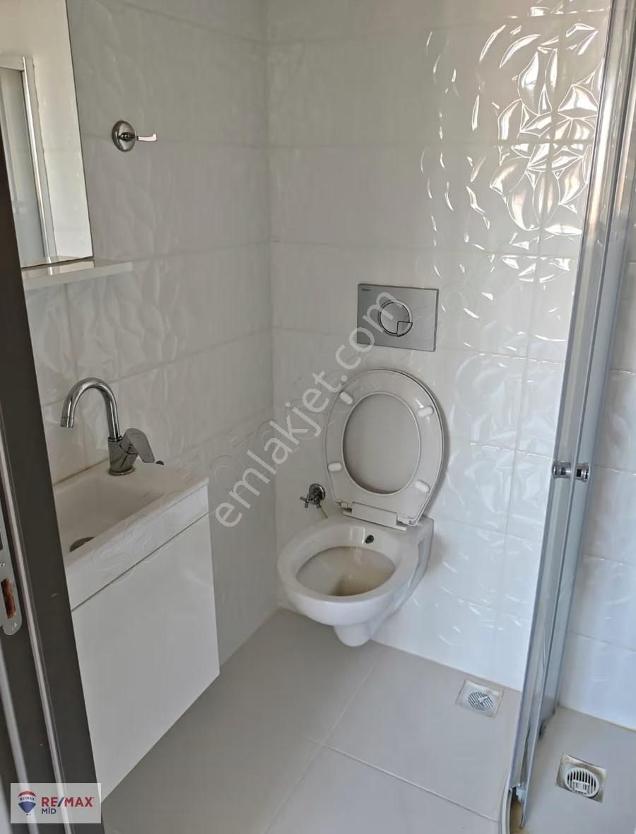 Remax Mid 2. Sakarya Mahallesinde 2+1 Kiralık Daire - Görsel 27