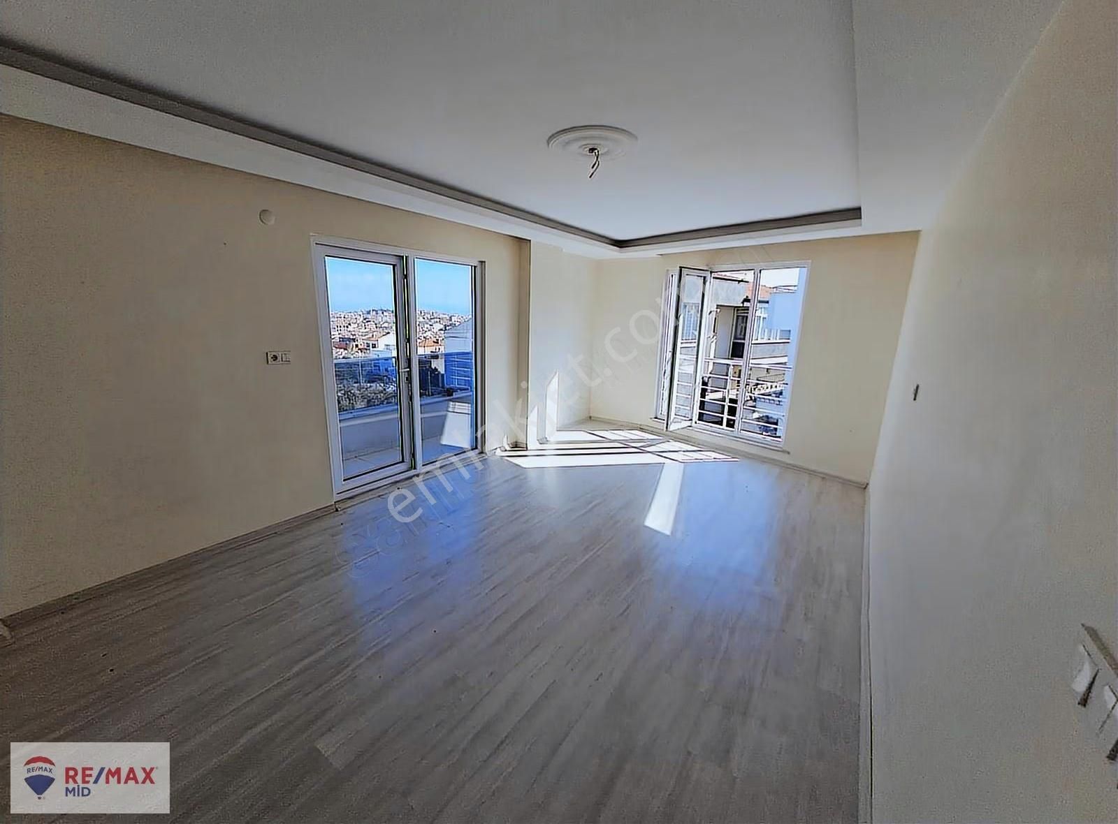 Remax Mid 2. Sakarya Mahallesinde 2+1 Kiralık Daire - Görsel 34