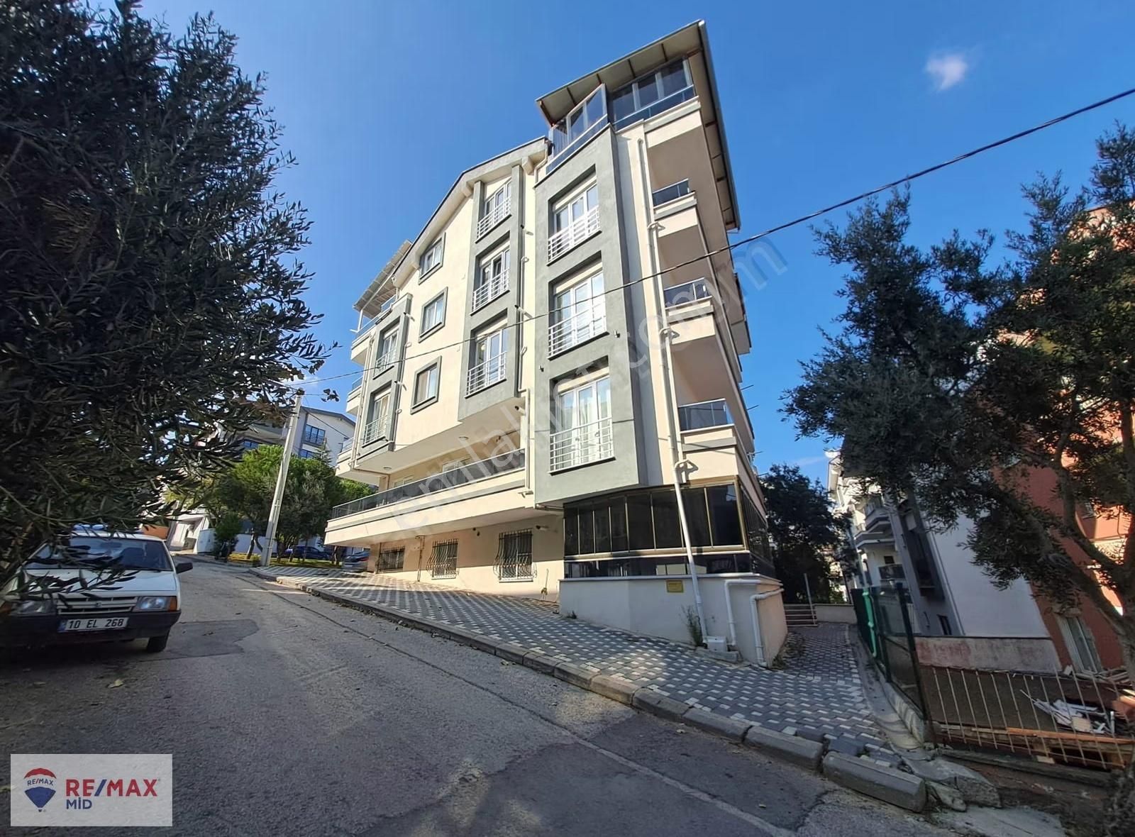 Remax Mid 2. Sakarya Mahallesinde 2+1 Kiralık Daire - Görsel 13