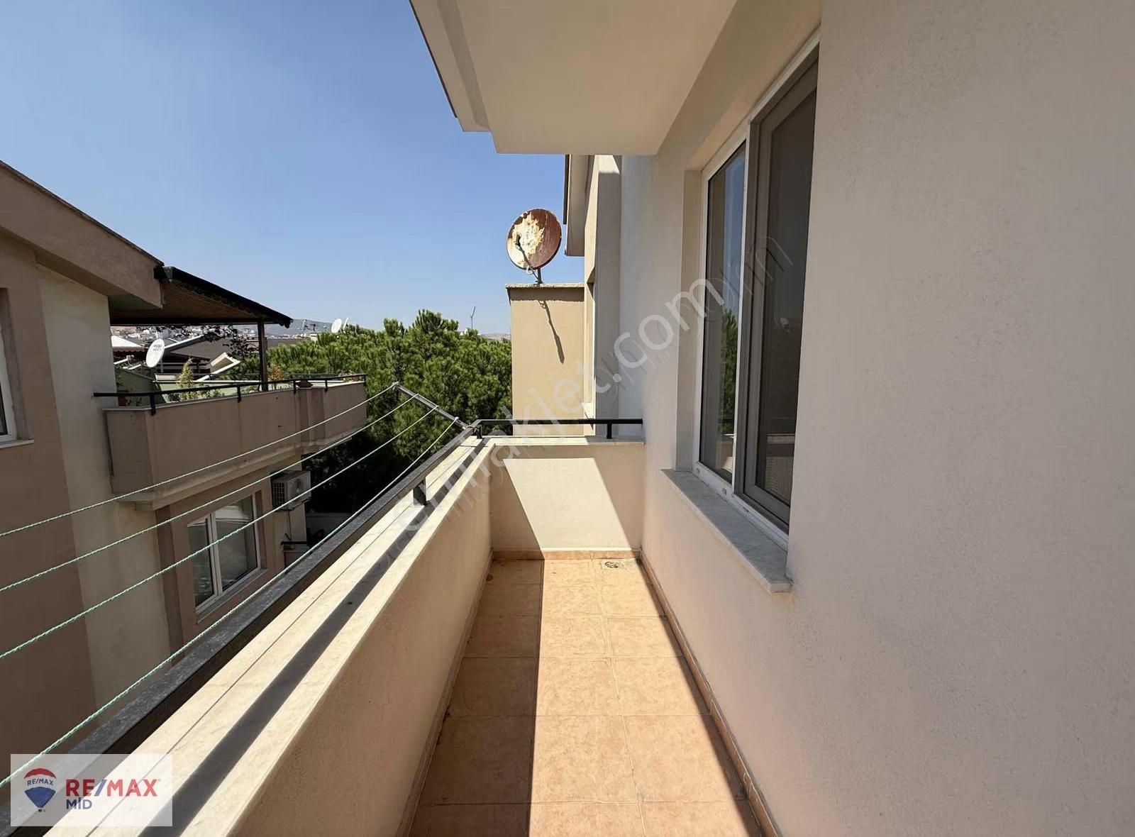Remax Midden Bahçelıevler Mh. Kiralık 4+1 Daire - Görsel 8
