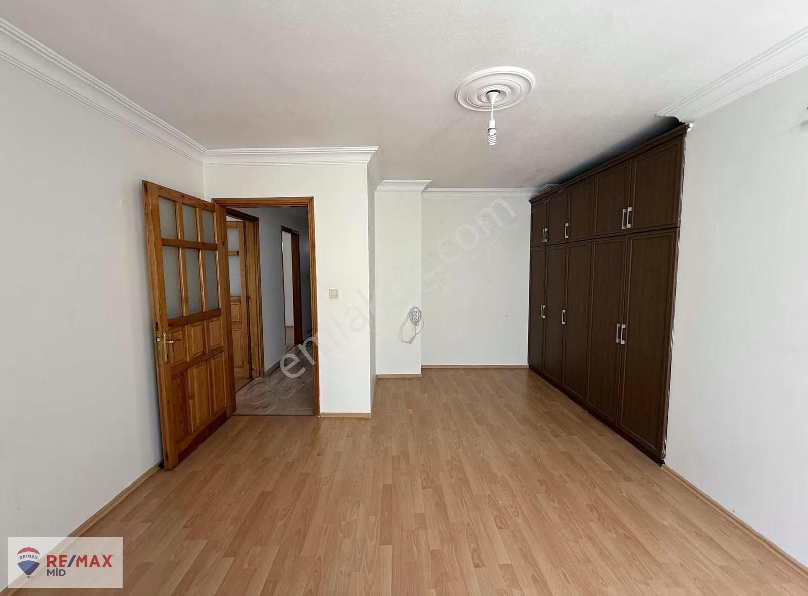 Remax Midden Bahçelıevler Mh. Kiralık 4+1 Daire - Görsel 31