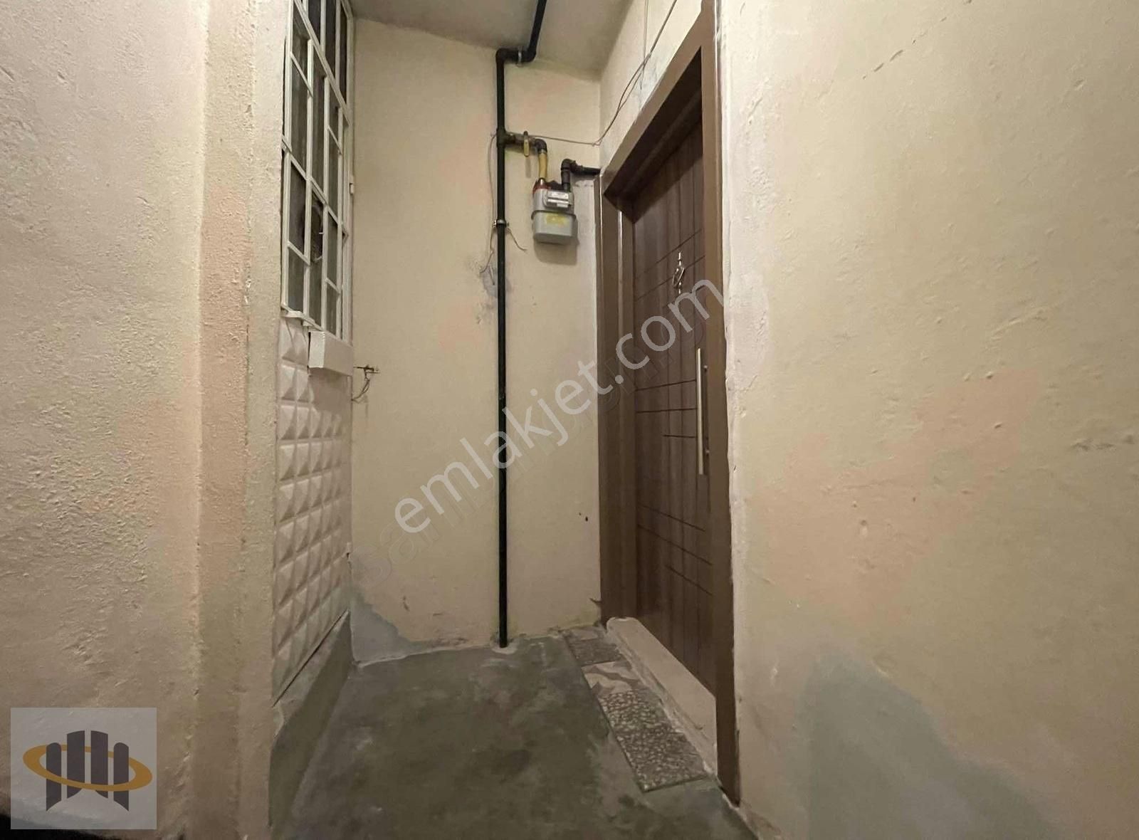 Eoradan İvazpaşa Meydanında Eşyalı 1+1 Kiralık Daire - Görsel 13