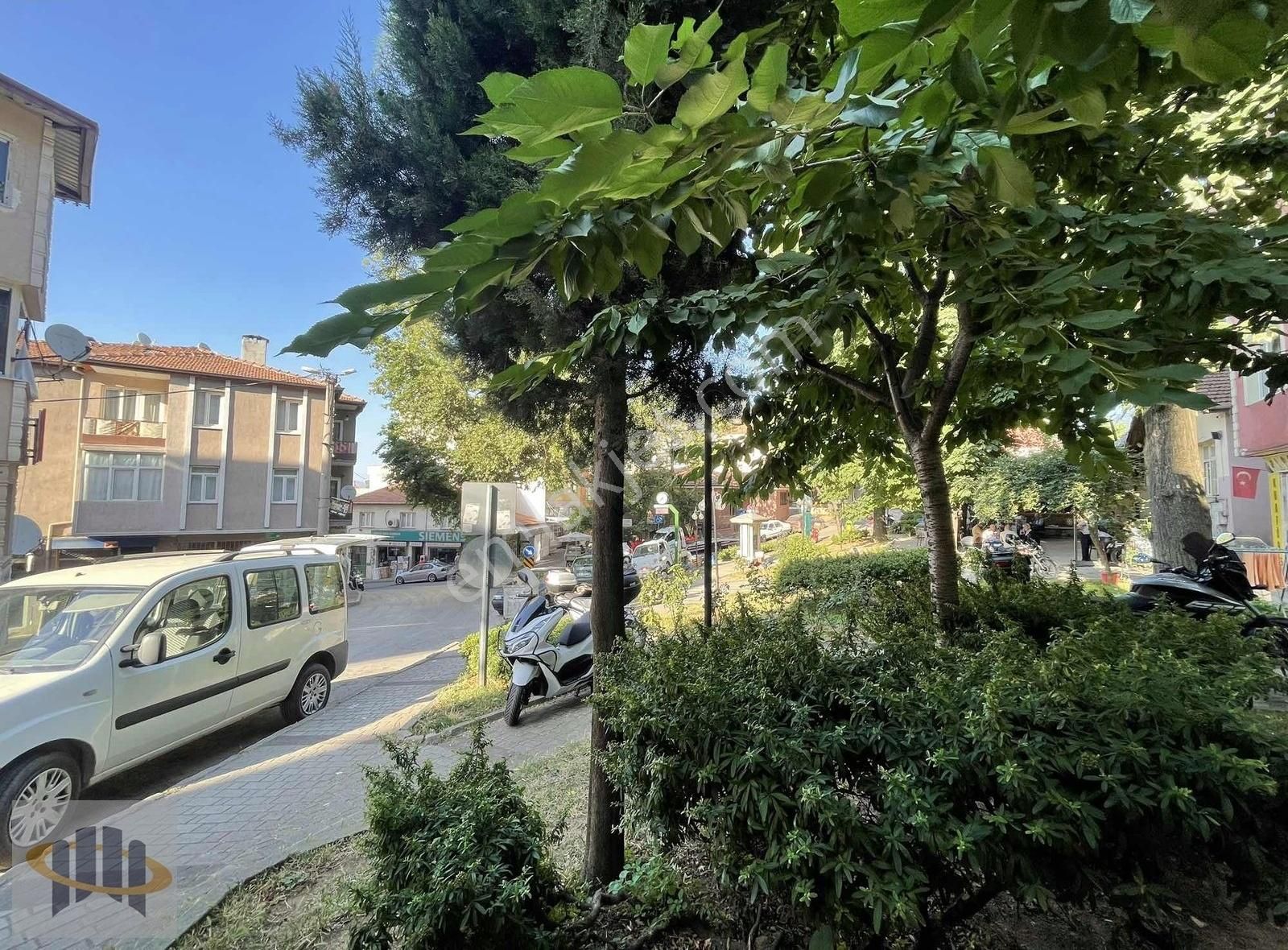 Eoradan İvazpaşa Meydanında Eşyalı 1+1 Kiralık Daire - Görsel 17