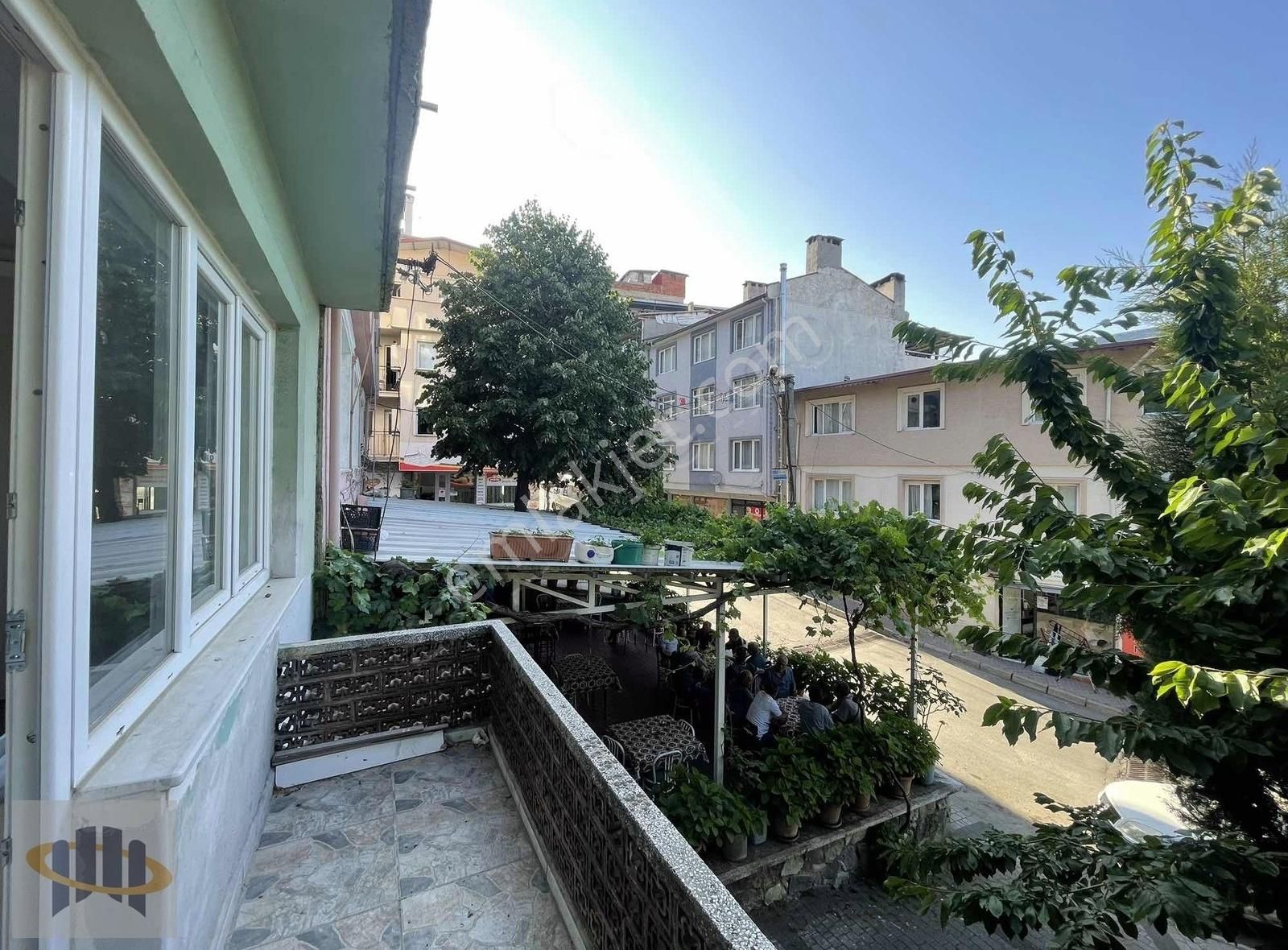 Eoradan İvazpaşa Meydanında Eşyalı 1+1 Kiralık Daire - Görsel 16