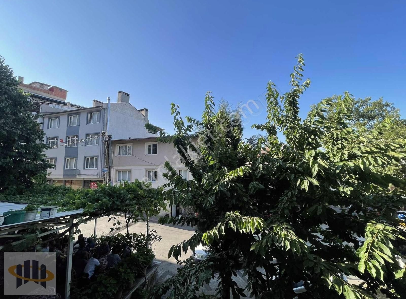 Eoradan İvazpaşa Meydanında Eşyalı 1+1 Kiralık Daire - Görsel 24