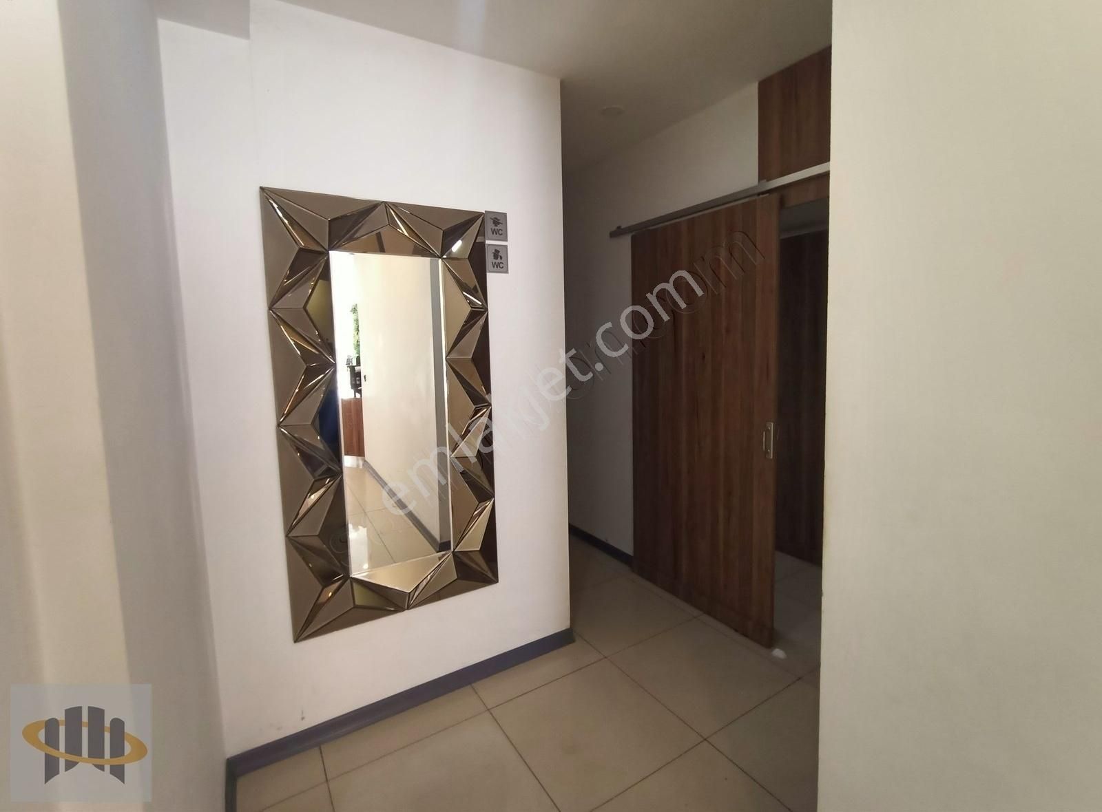 Balat Ana Cadde Üstü Hazır Kiracılı Satılık Dükkan - Görsel 10