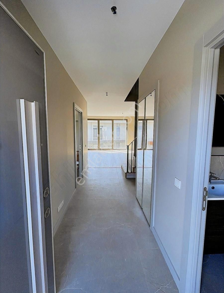 Bahçeşehir Dekar Ayışığı Kiralık 3+1 Emsalsiz Villa - Görsel 13