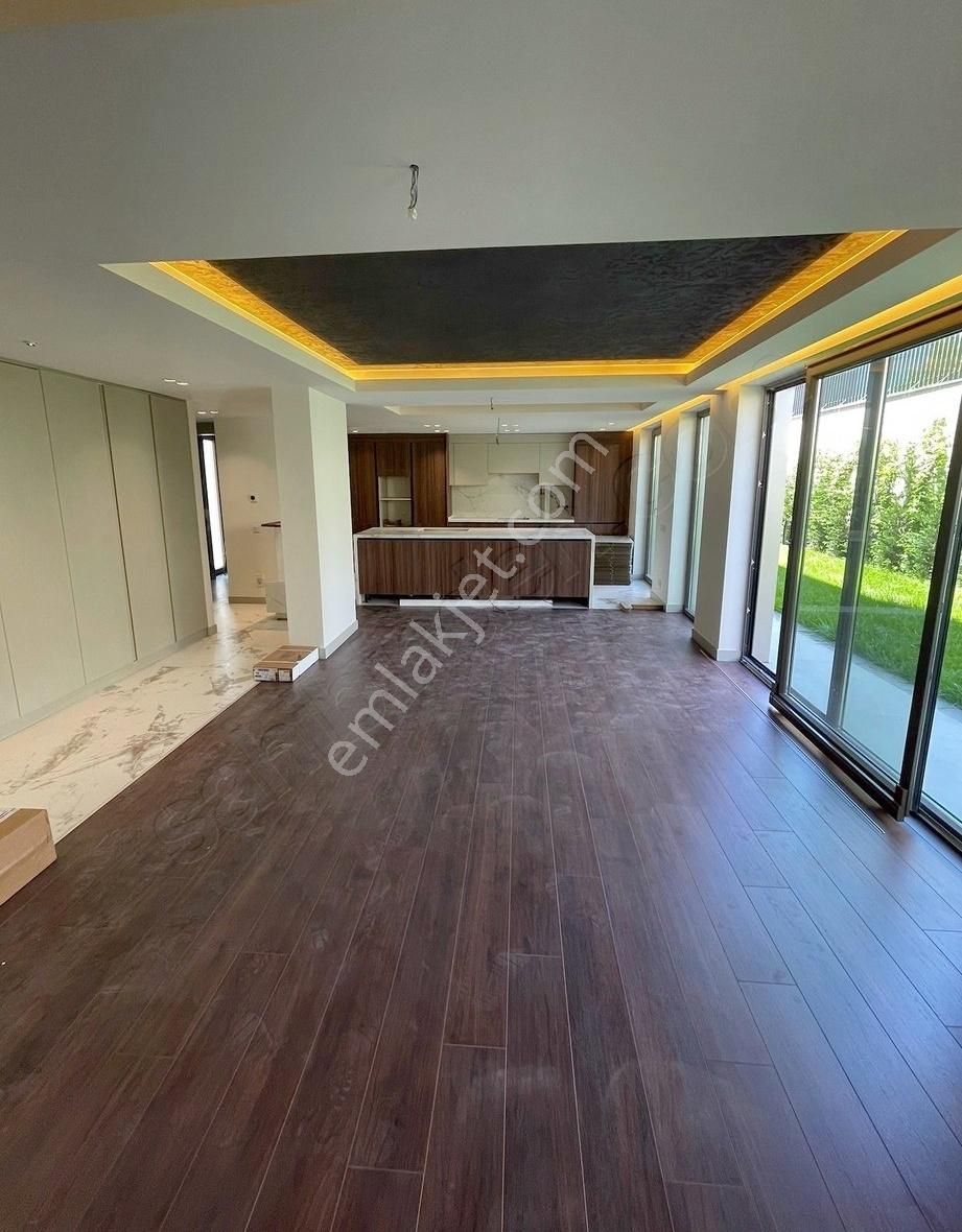 Bahçeşehir D14 Sitesi Kiralık 5+2 Emsalsiz Ultra Lüx Villa - Görsel 22