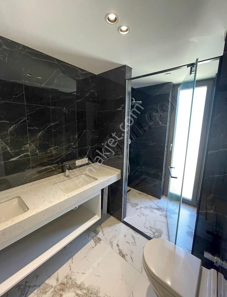 Bahçeşehir D14 Sitesi Kiralık 5+2 Emsalsiz Ultra Lüx Villa - Görsel 14