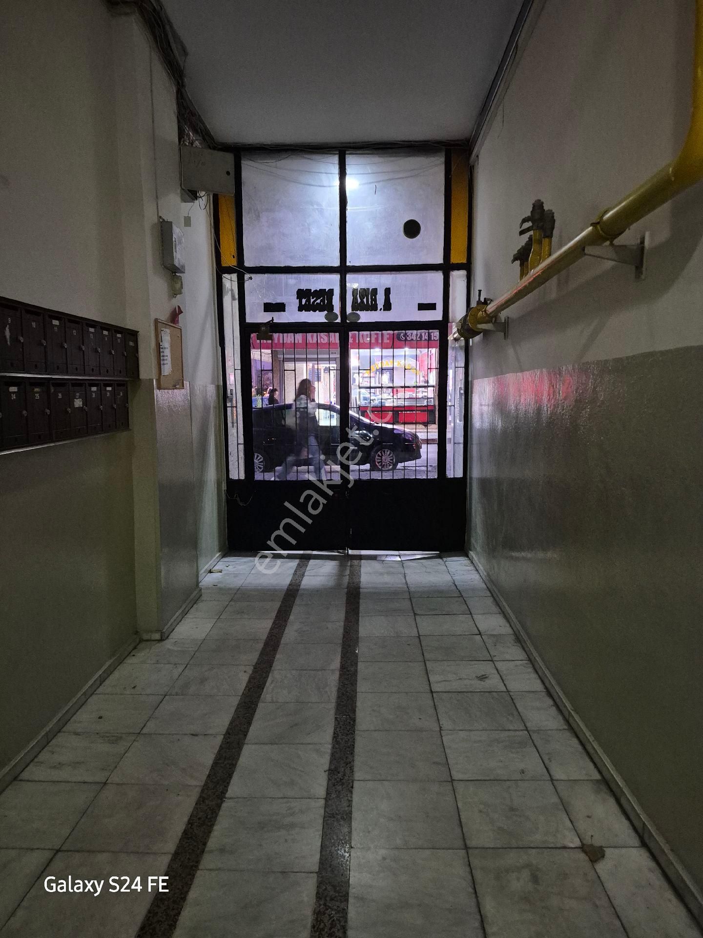 Bornova Da 3+1 Satılık Daire - Görsel 10