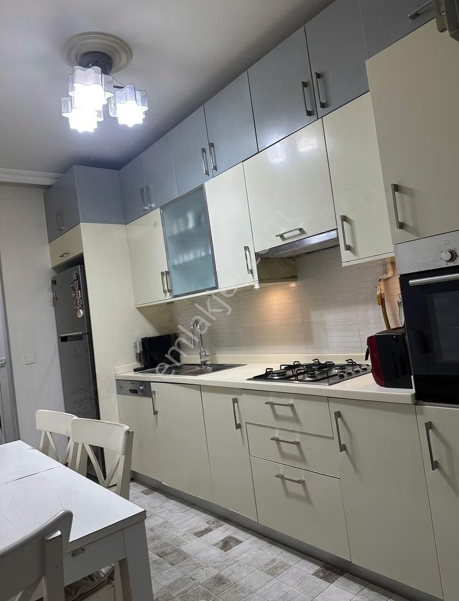 Yorum İstanbul Satılık 3+1 Daire 3(üç) Cephe Satılık Kısa Katlı - Görsel 14