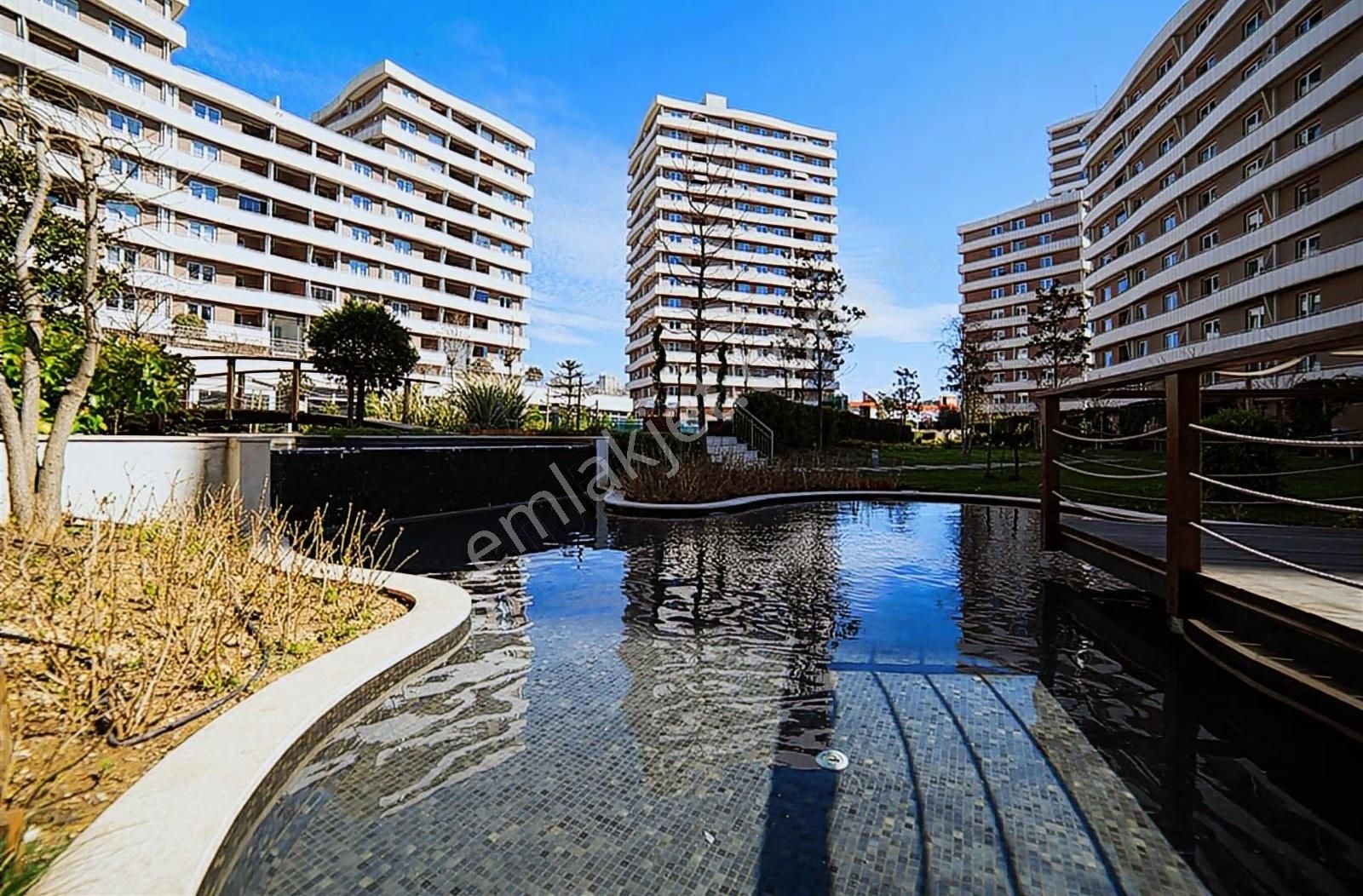 Yorum İstanbul Satılık 3+1 Daire 3(üç) Cephe Satılık Kısa Katlı