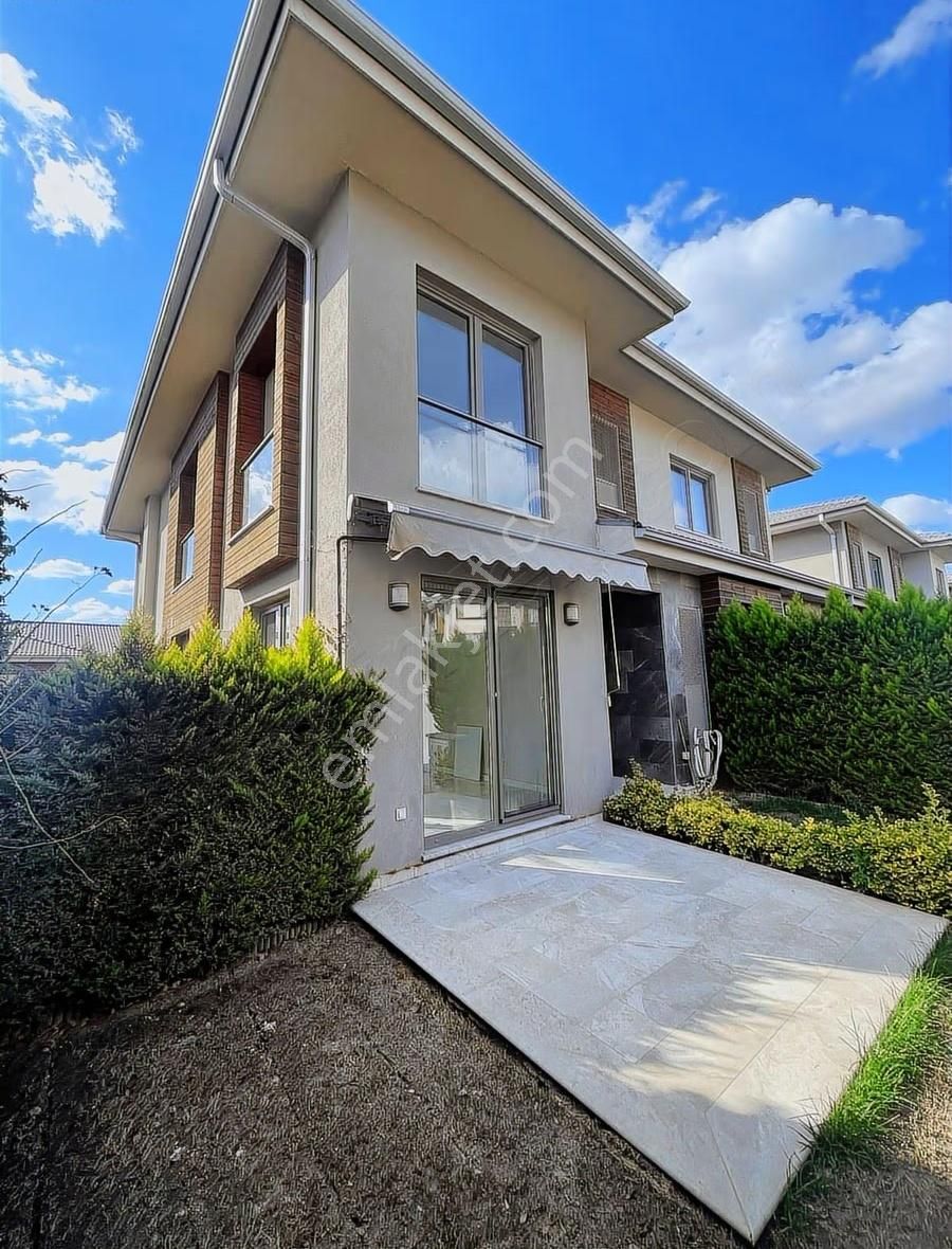 Asmalı Bahçeşehir Kiralık 3+1 Önü Açık En Büyük Tip Villa
