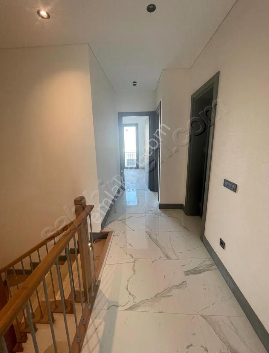 Bahçeşehir Alya Bahçe Satılık 3+1 Dublex Emsalsiz Villa ! - Görsel 7