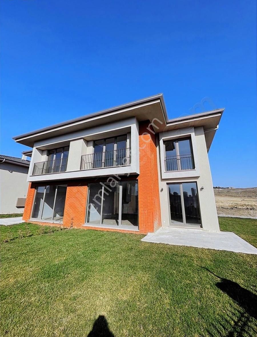 Bahçeşehir Dekar Ayışığı Kiralık Emsalsiz 4+1 İkiz Villa - Görsel 13