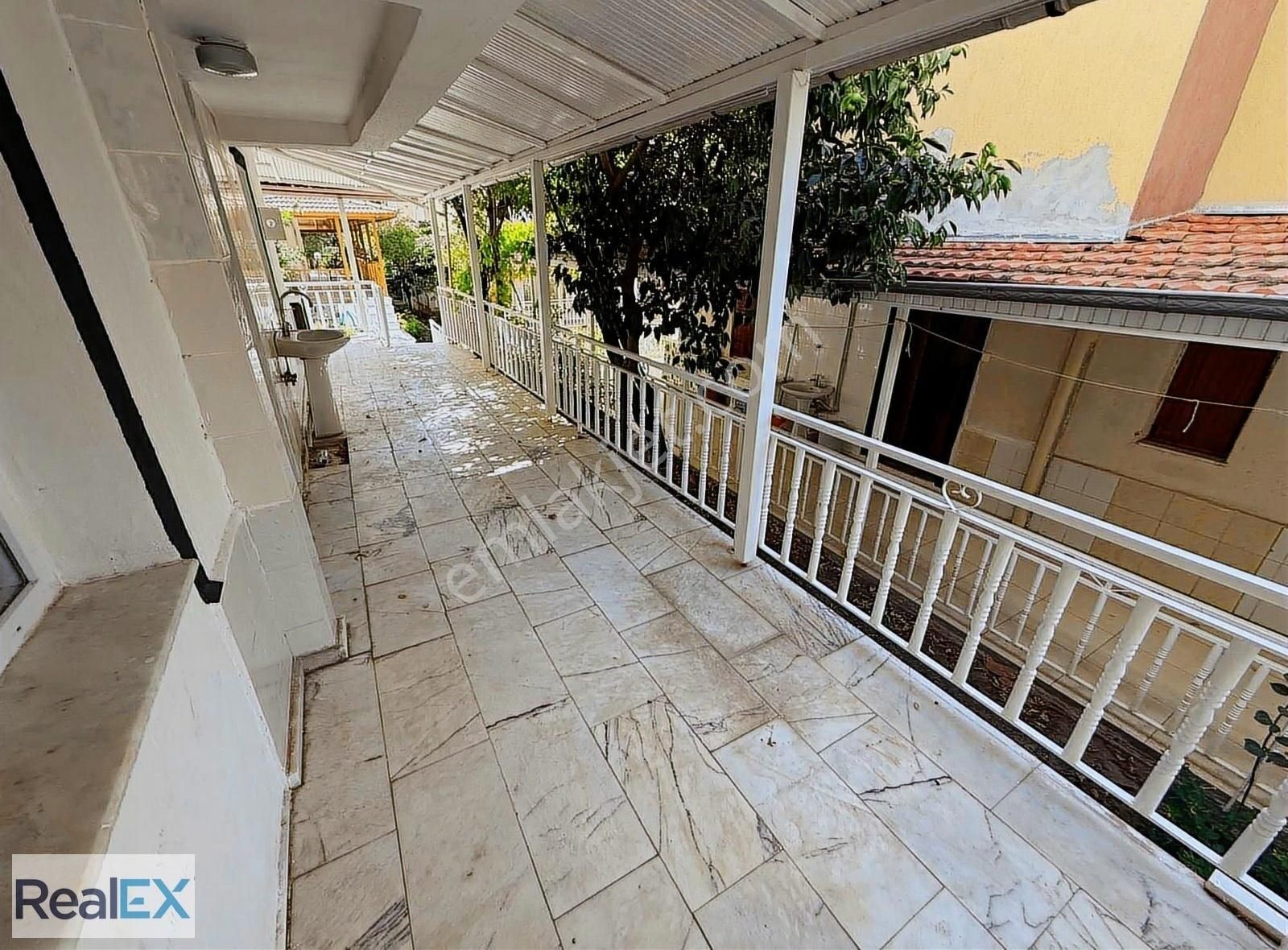 Realex'den Kelepir Villa - Görsel 24