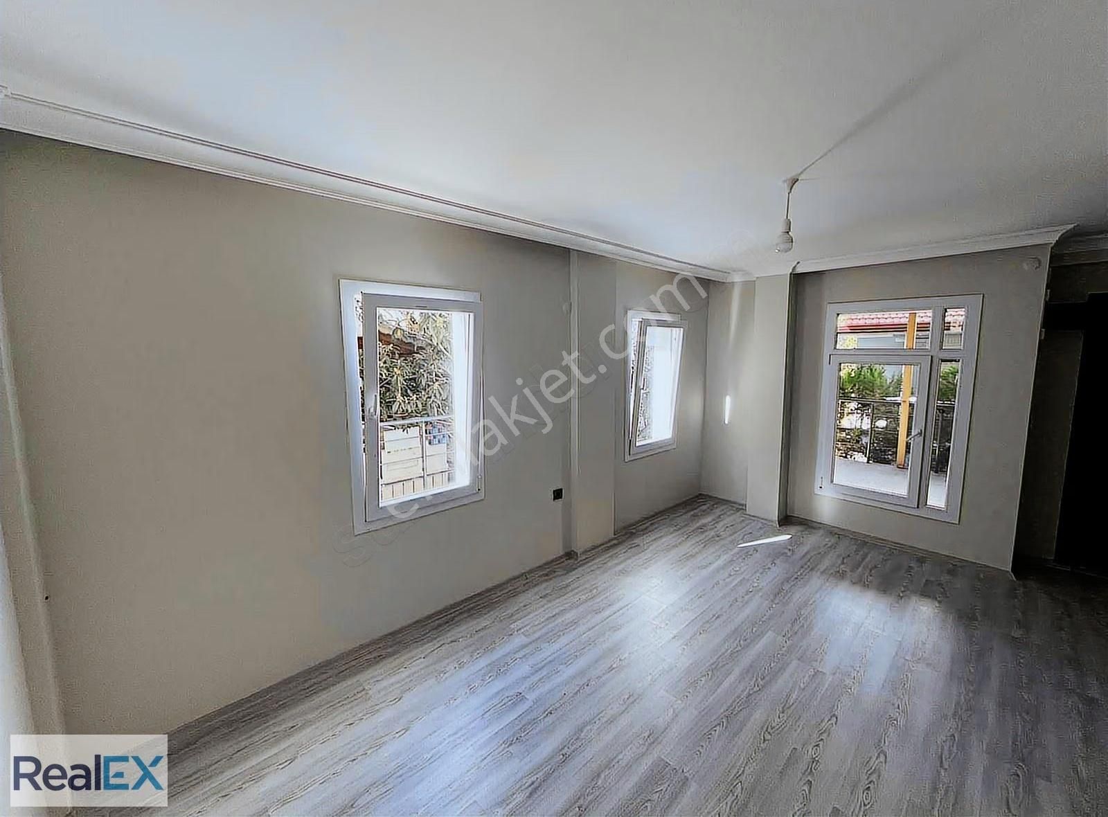 Özdere Havacılara Komşu Yolun Deniz Tarafı Kupon 5+1 Villa - Görsel 21