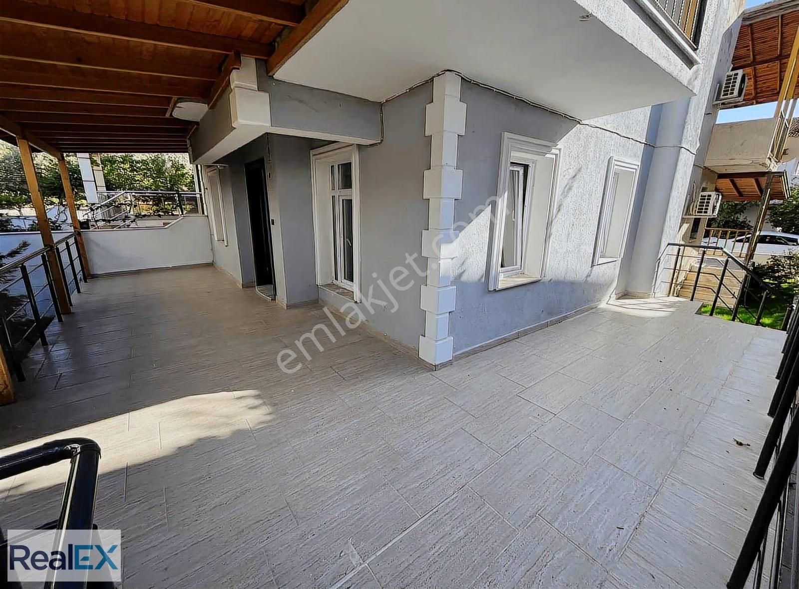 Özdere Havacılara Komşu Yolun Deniz Tarafı Kupon 5+1 Villa - Görsel 14