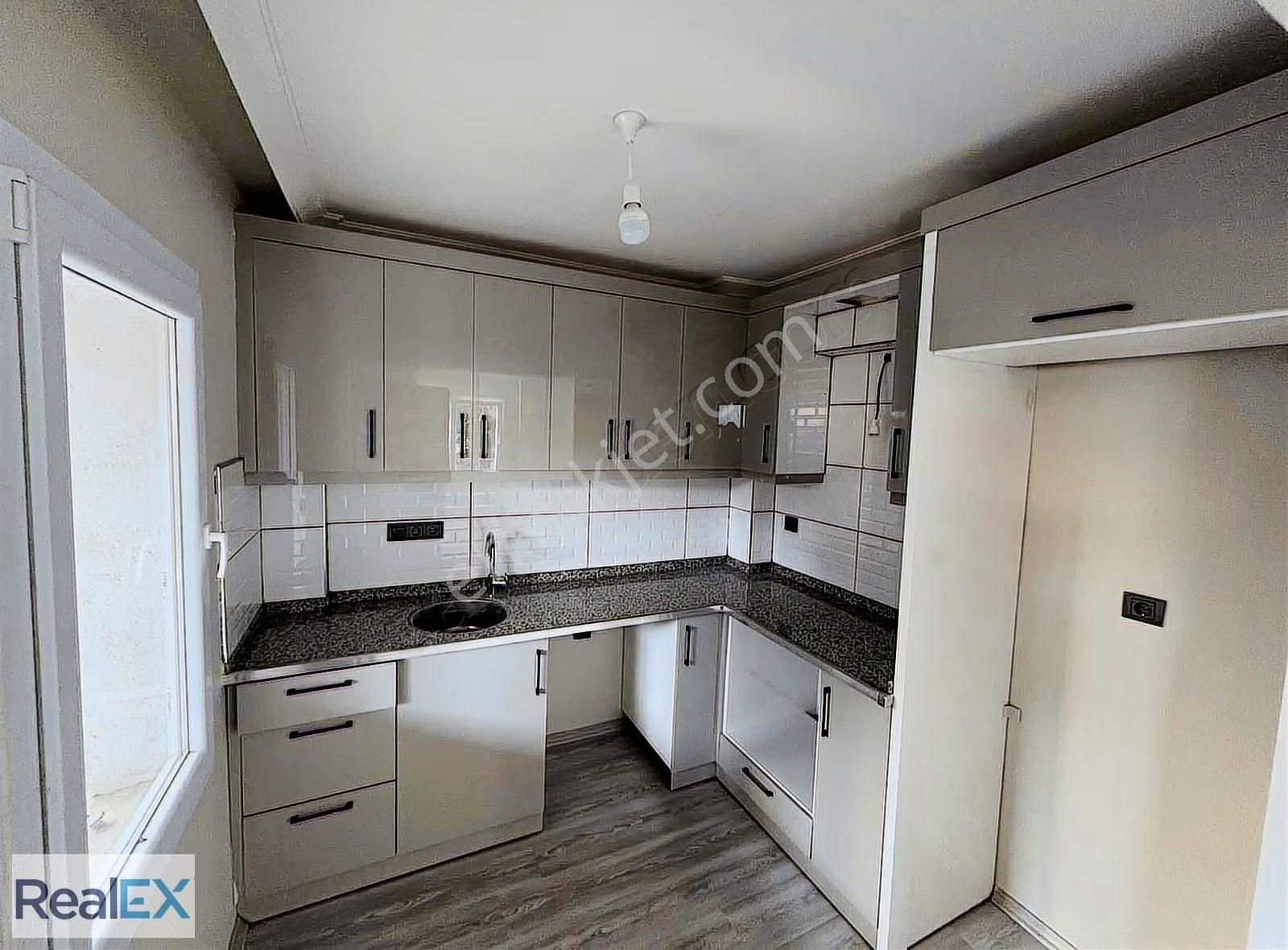 Özdere Havacılara Komşu Yolun Deniz Tarafı Kupon 5+1 Villa - Görsel 24