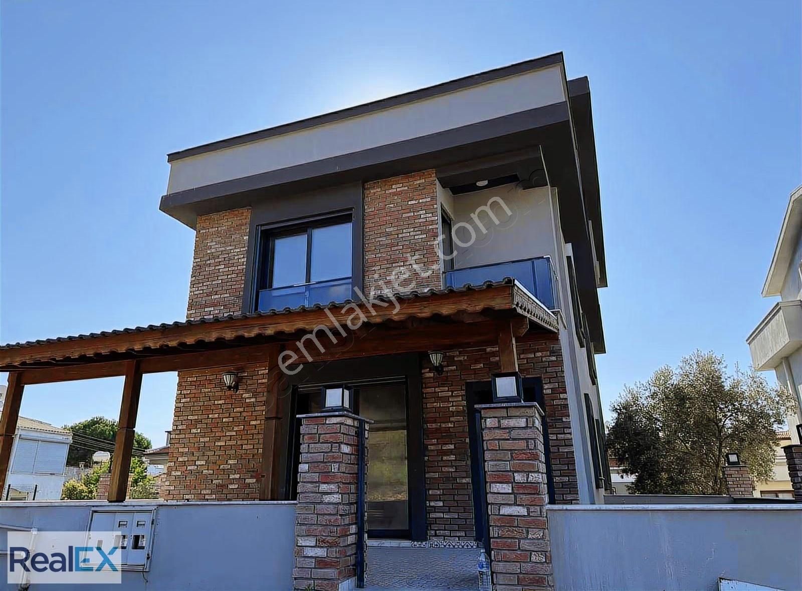 Özdere'de Kaliteli Geniş Villa