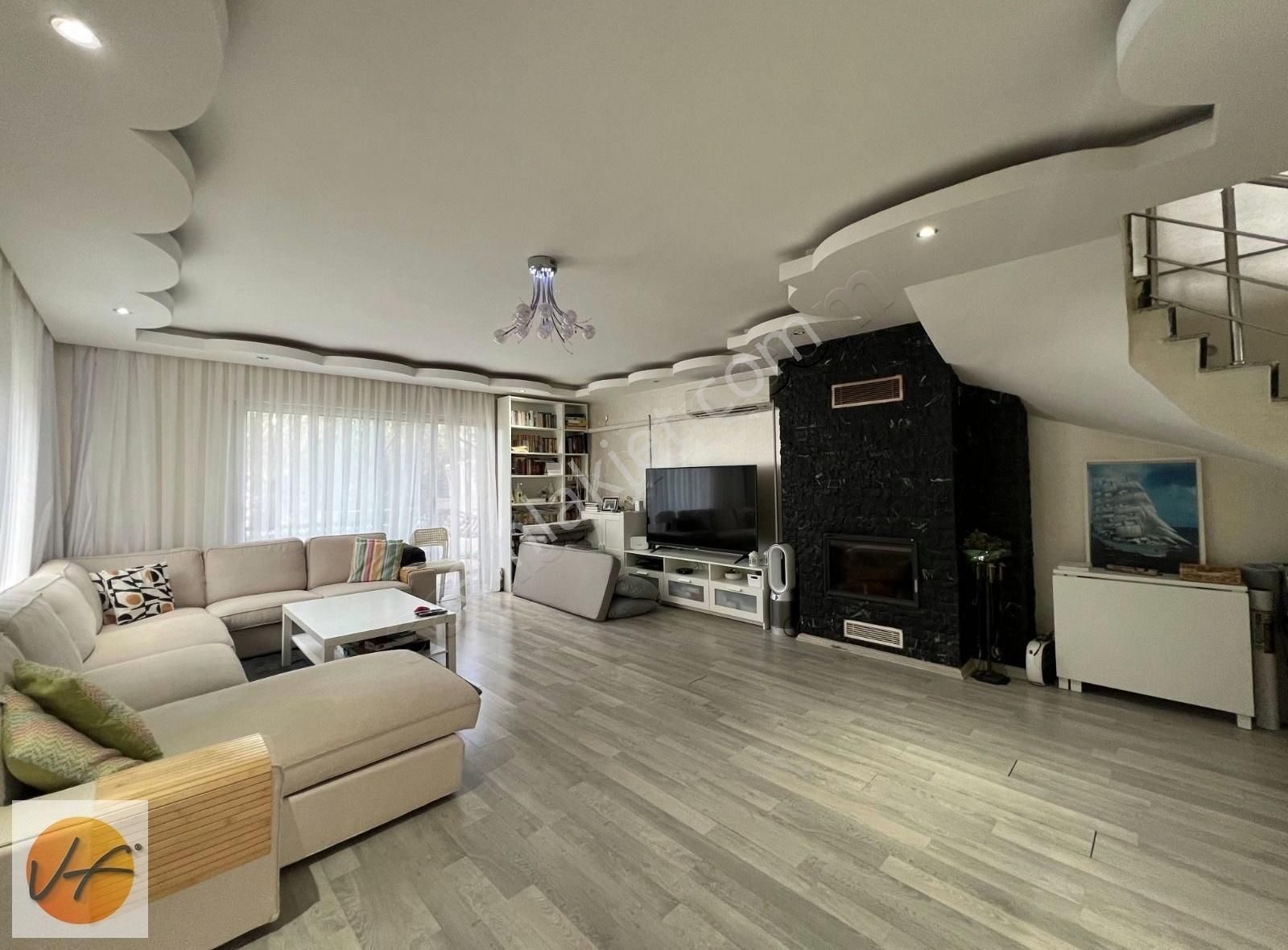 Çiftlikköy Çeşme İzmirde Satılık 3+1 Dubleks Villa - Görsel 35