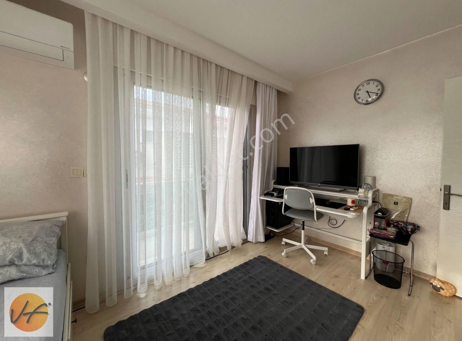 Çiftlikköy Çeşme İzmirde Satılık 3+1 Dubleks Villa - Görsel 8