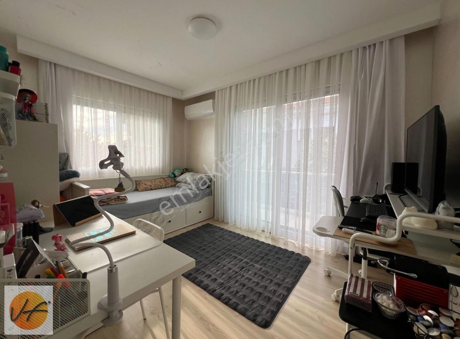 Çiftlikköy Çeşme İzmirde Satılık 3+1 Dubleks Villa - Görsel 33