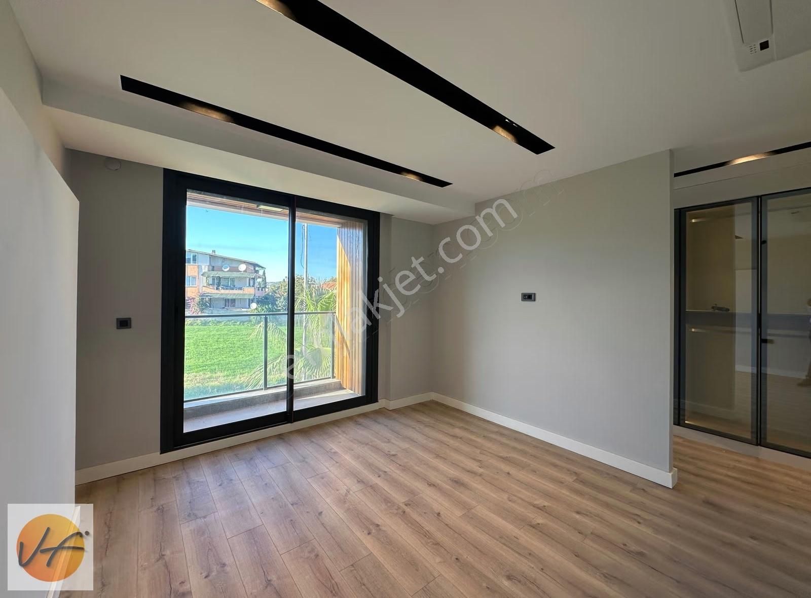 Gaziemir Yeşil Mahallede Satılık 4+1 Sıfır Villa - Görsel 3