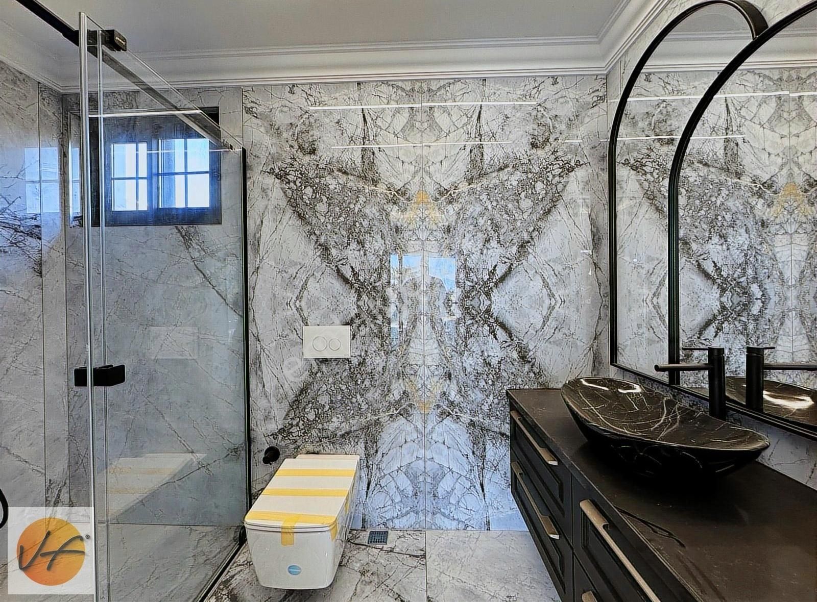 Çeşme Dalyan Eşsiz Manzaralı Müstakil Havuzlu 8+1 Satılık Villa - Görsel 21