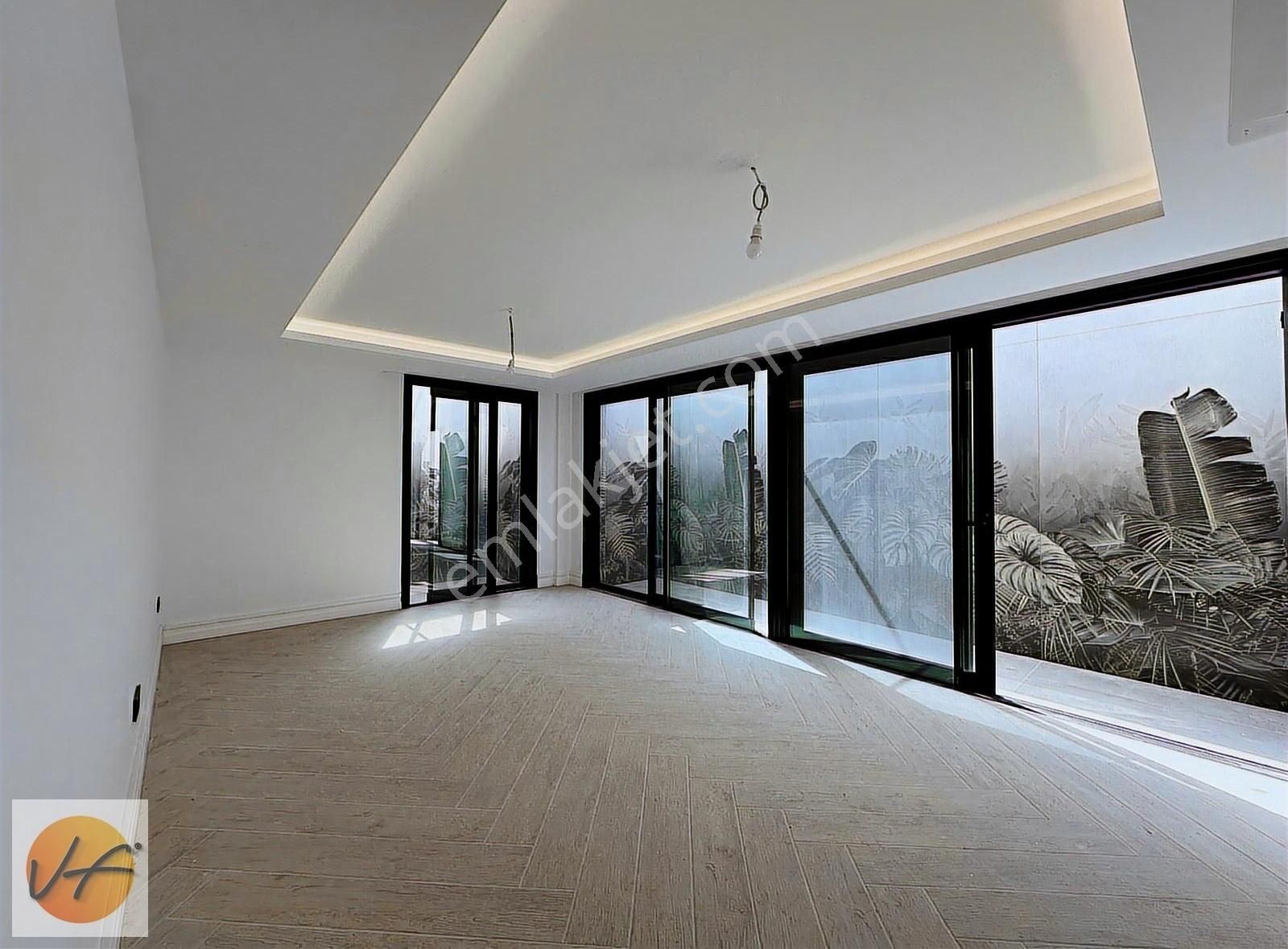 Çeşme Dalyan Eşsiz Manzaralı Müstakil Havuzlu 8+1 Satılık Villa - Görsel 31