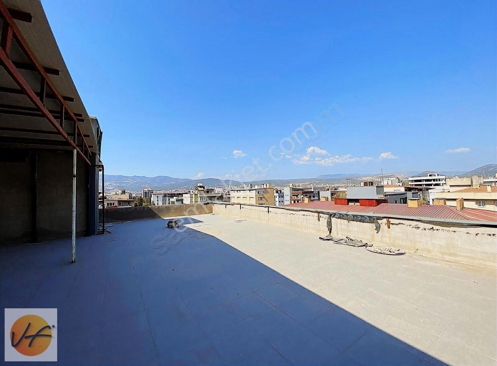 İzmir Bornova Da 5 Katlı Satılık Depolu İşyeri Ve Plaza - Görsel 3