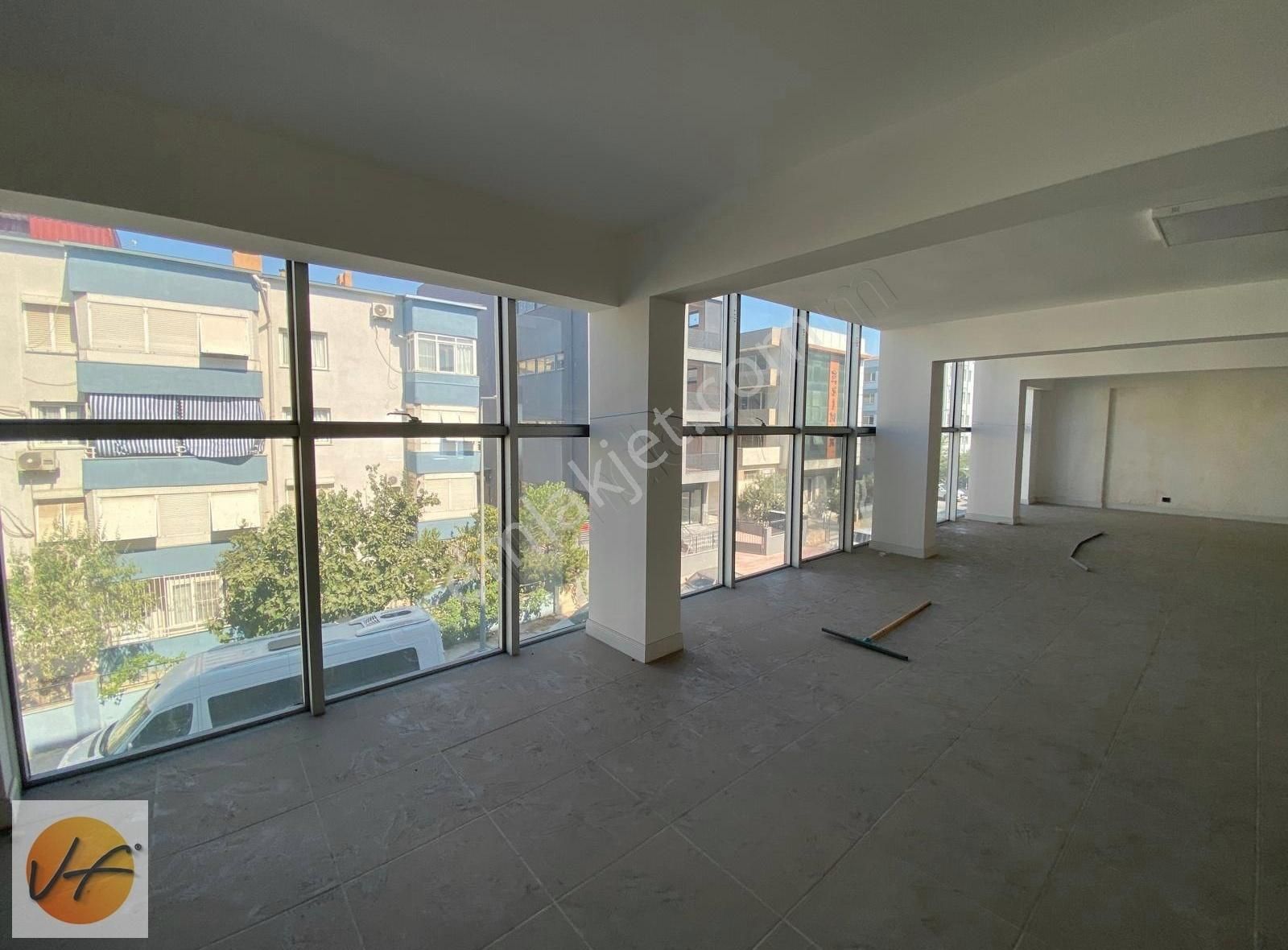 İzmir Bornova Da 5 Katlı Satılık Depolu İşyeri Ve Plaza - Görsel 21