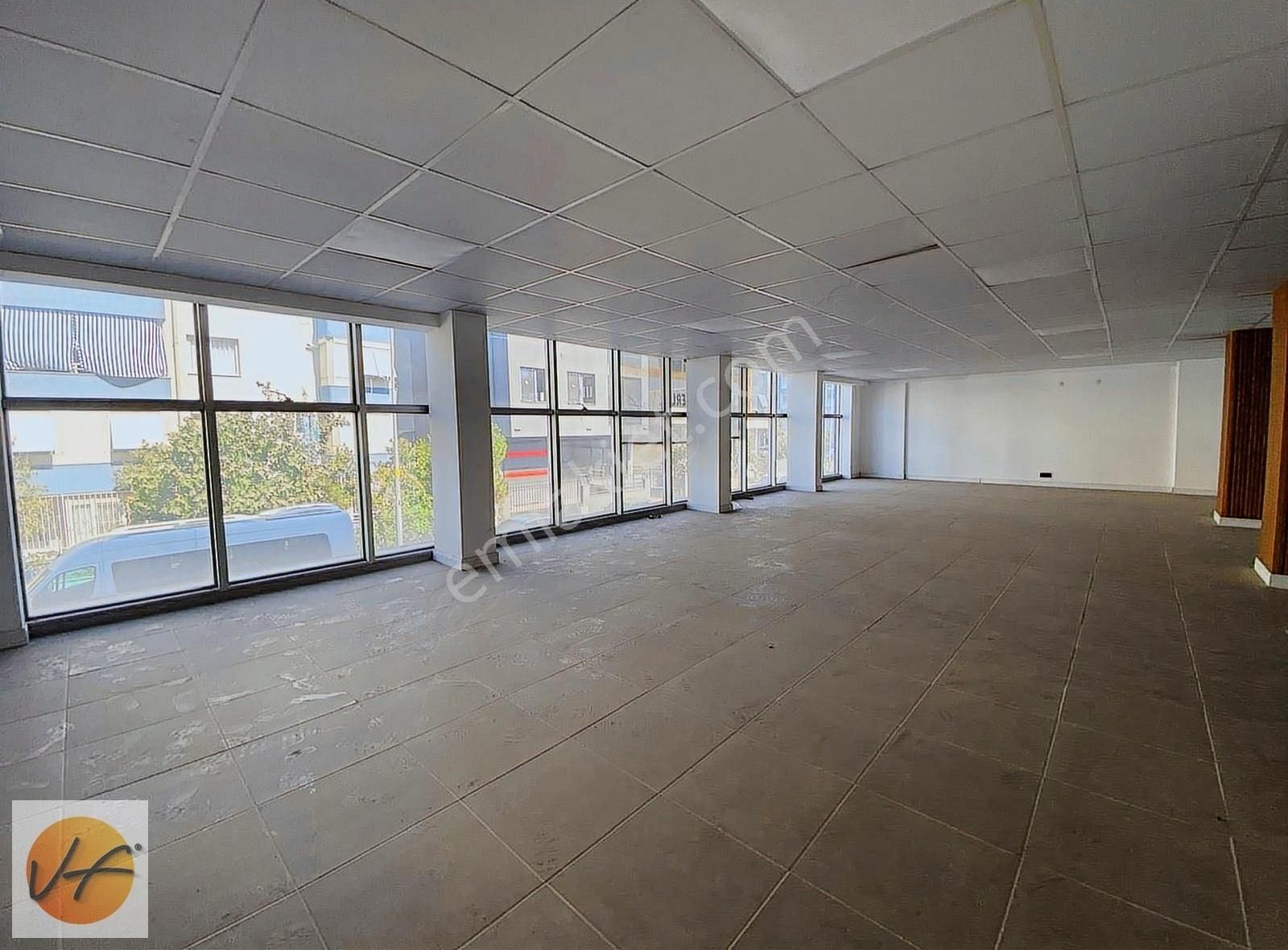 İzmir Bornova Da 5 Katlı Satılık Depolu İşyeri Ve Plaza - Görsel 2