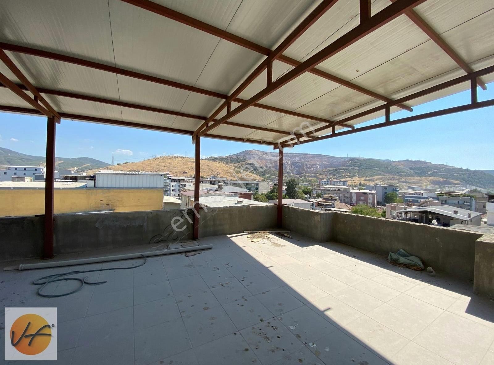 İzmir Bornova Da 5 Katlı Satılık Depolu İşyeri Ve Plaza - Görsel 6