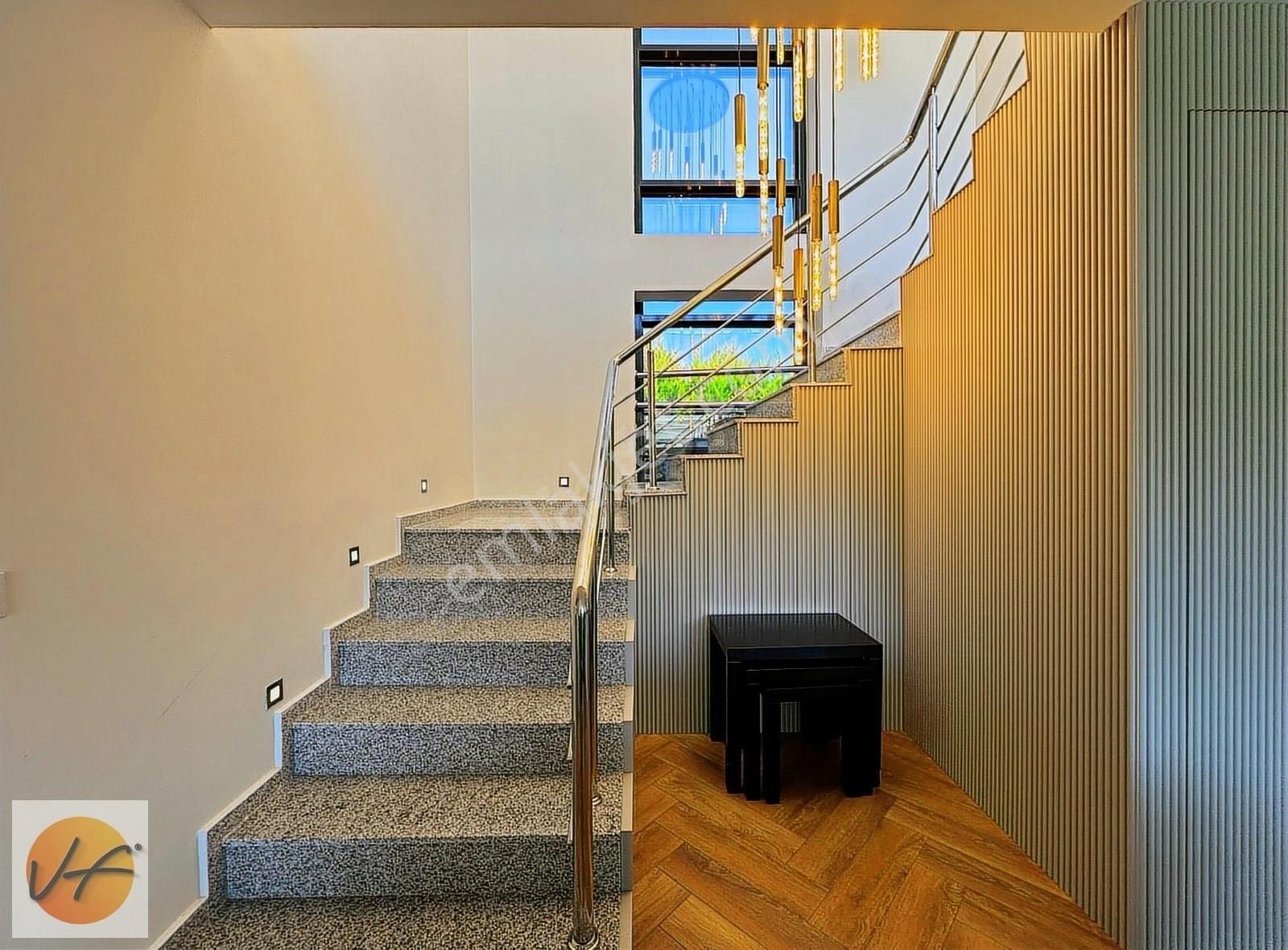 Çeşme Dalyan 1000m2 Arsa İçinde Tam Müstakil Satılık Villa - Görsel 16