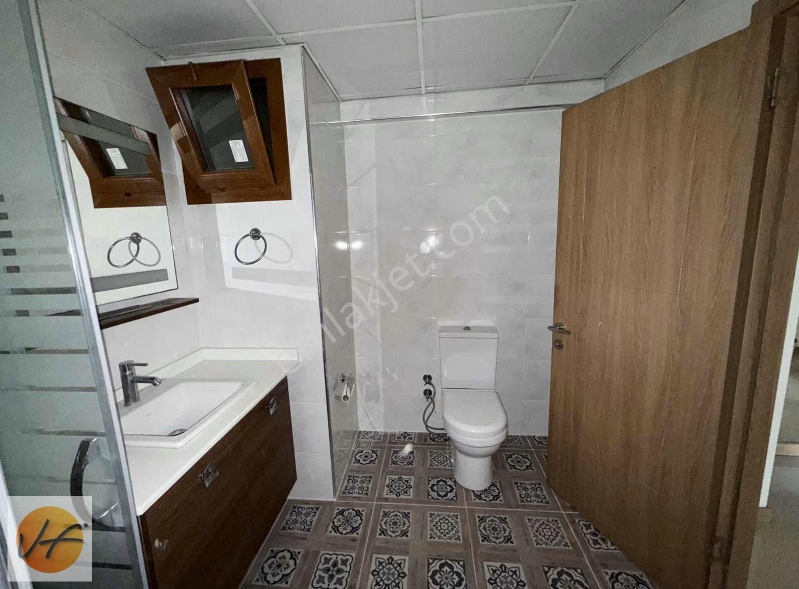 Karşıyaka Anadolu Caddesi Yeni Binada Geniş 3+1 Kiralık Daire - Görsel 10