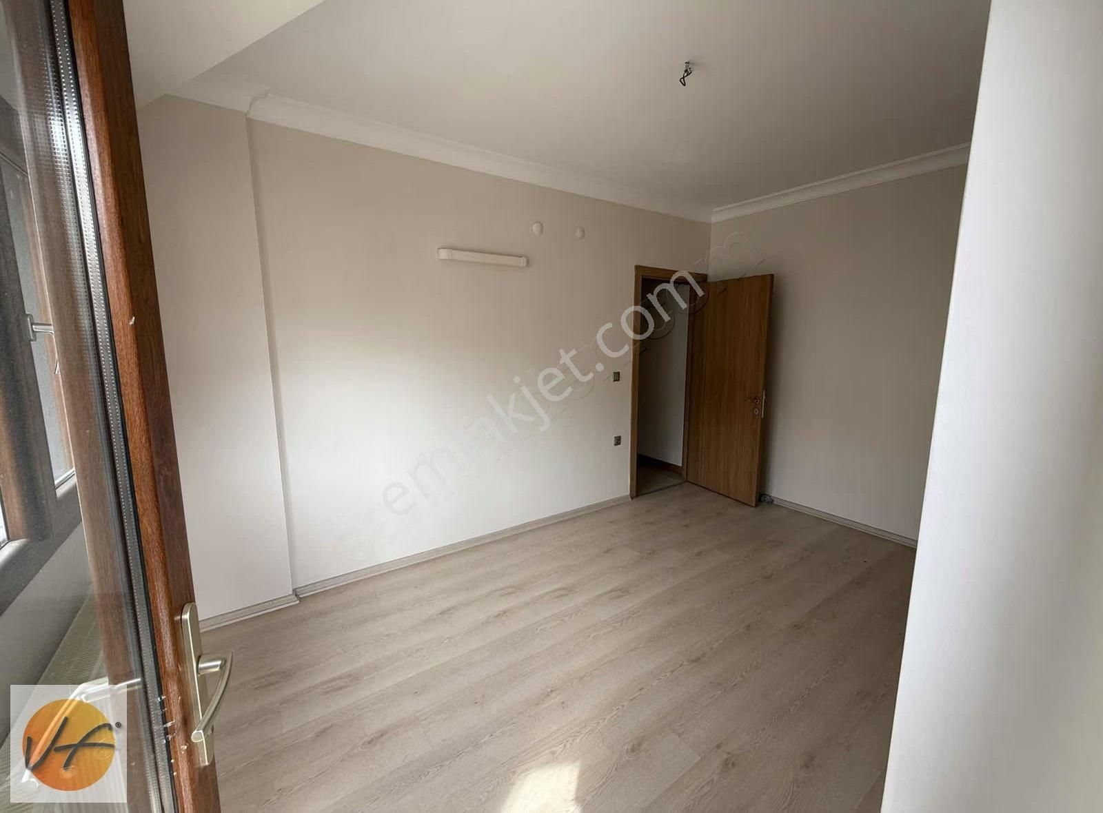 Karşıyaka Anadolu Caddesi Yeni Binada Geniş 3+1 Kiralık Daire - Görsel 31