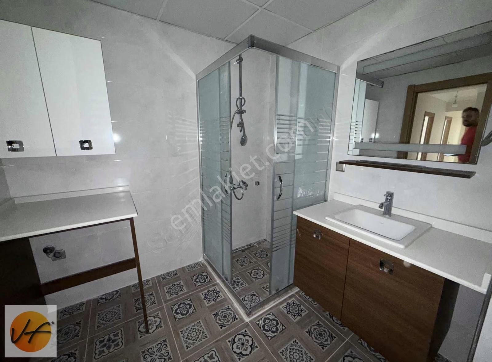 Karşıyaka Anadolu Caddesi Yeni Binada Geniş 3+1 Kiralık Daire - Görsel 30