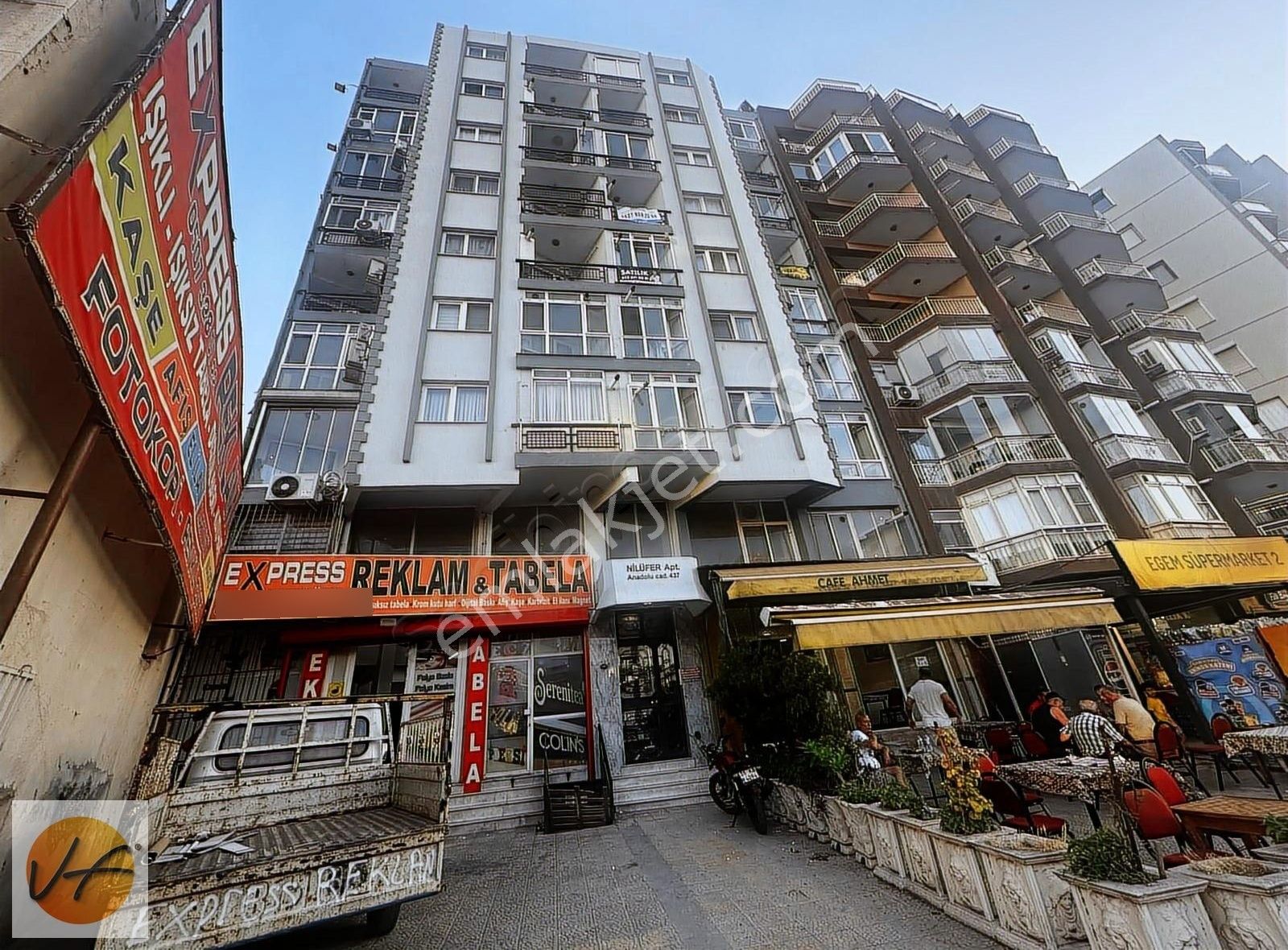 Karşıyaka Anadolu Caddesi Üzeri Otoparklı 3+1 Satılık Daire
