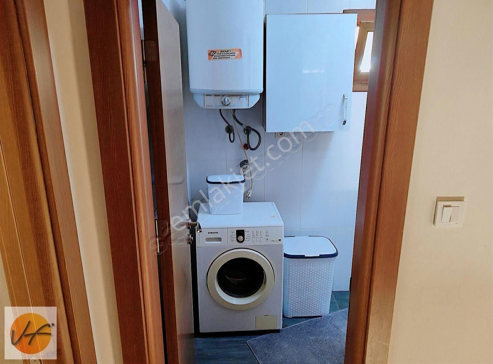 Yeni Foça Merkezde Denize 80m Mesafede 6+1 Triplex Satılık Villa - Görsel 28