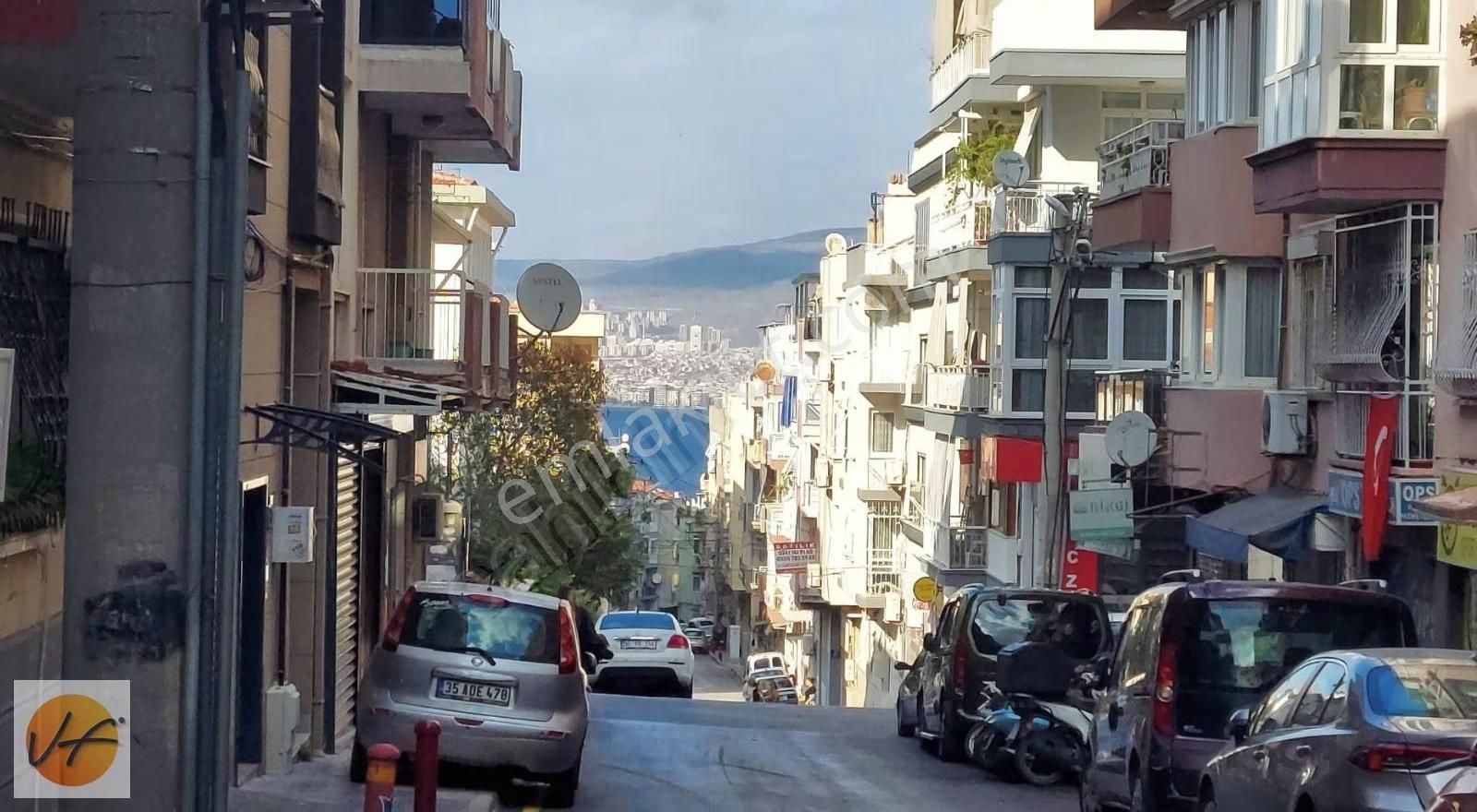 Mithatpaşa Mahallesinde 3+1 Deniz Manzaralı Bakımlı Daire - Görsel 12