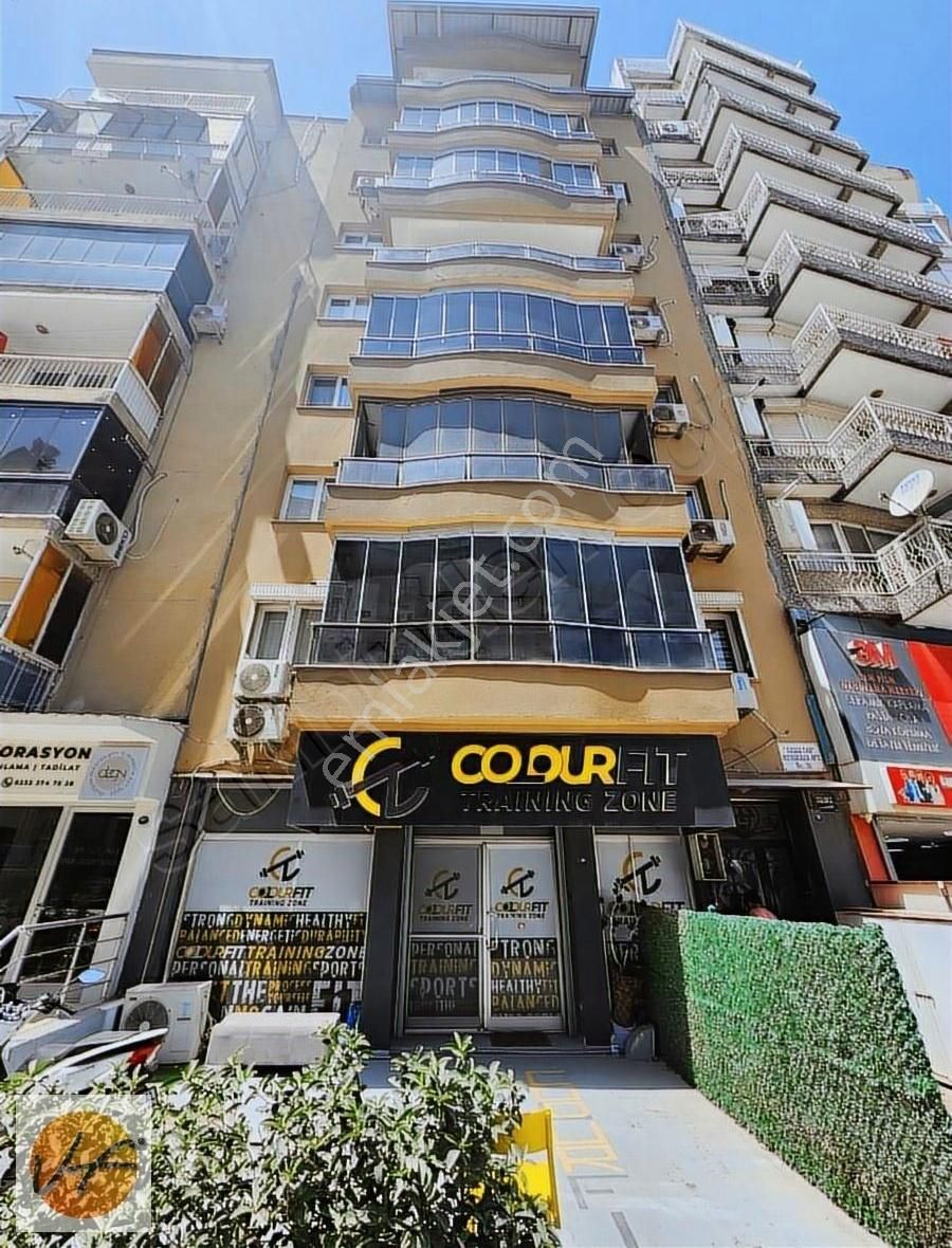 Kazımdirik Mahallesi Bornova İzmir 'de Satılık 190 M2 Dükkan